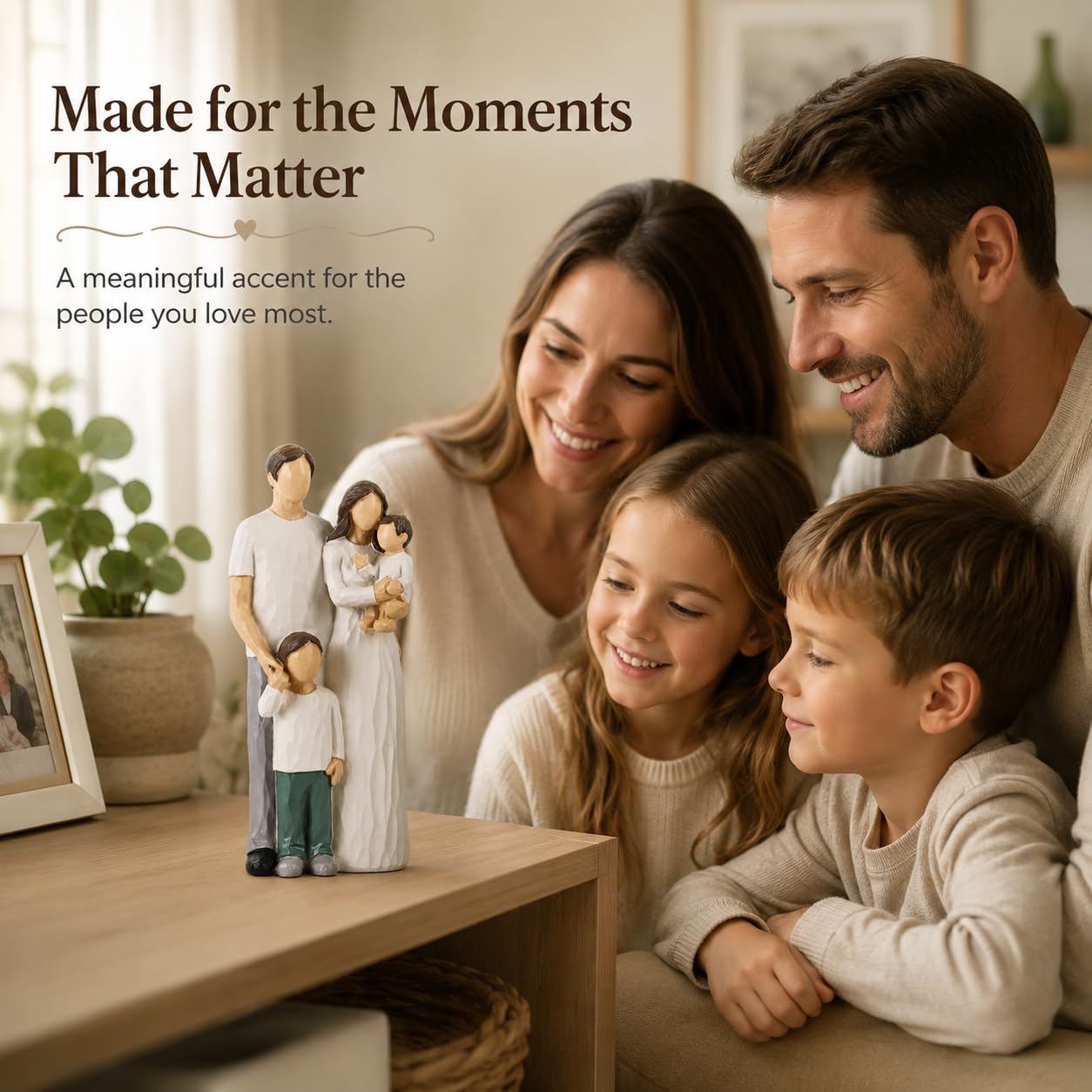 XMGZQ Famiglia di 4 statuette di padre, madre, figlia, figlio, regalo sentimentale per famiglia, mamma e bambino, statua dipinta a mano, per compleanno della moglie del marito (bianco)