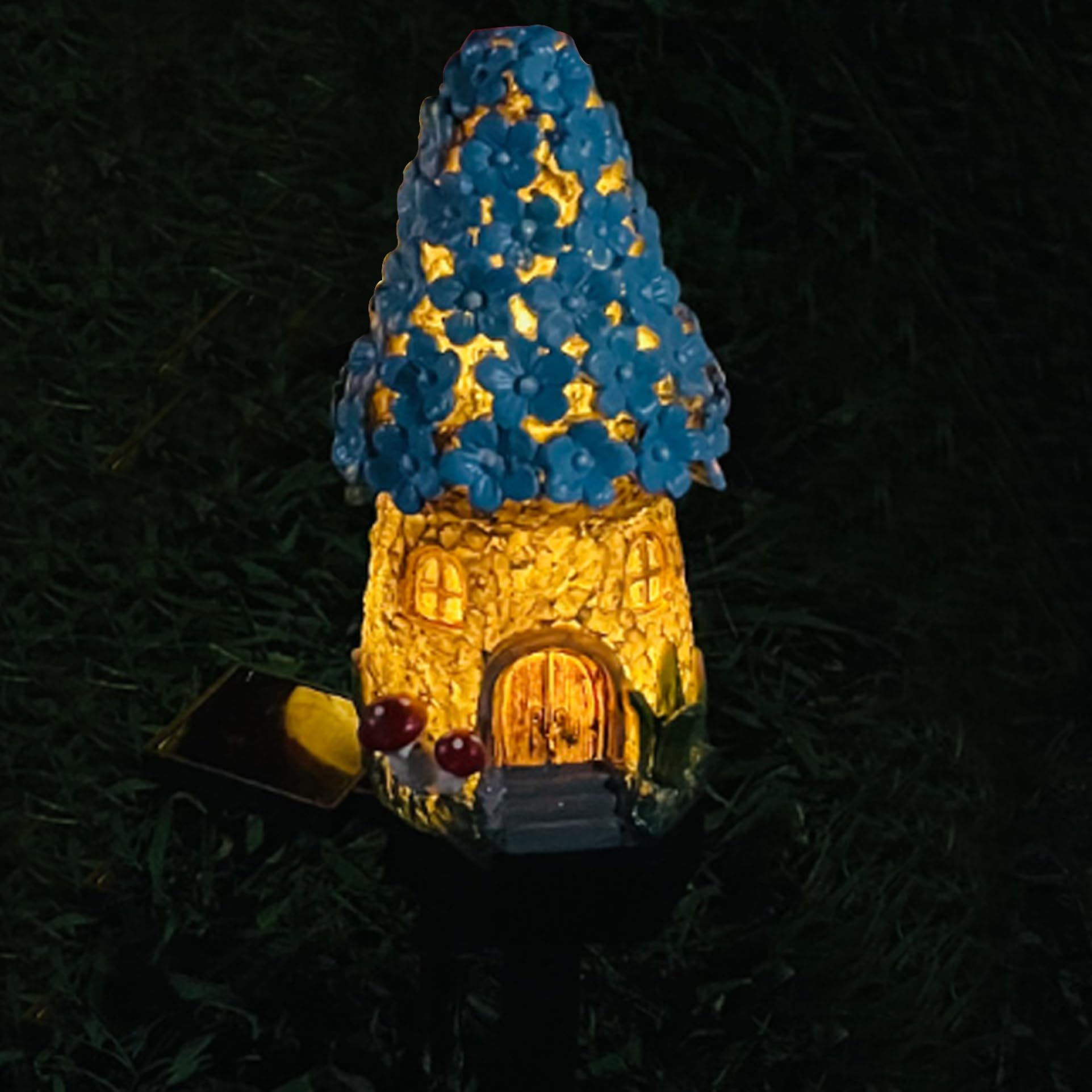 Hemore Garden House Outdoor, Resin Solar House LED Light, Waterproof Fairy Garden Decor, Miniature Solar Lights Outdoor for Lawn, Walkway, Patio, Yard Style 3, Fairy Decor
