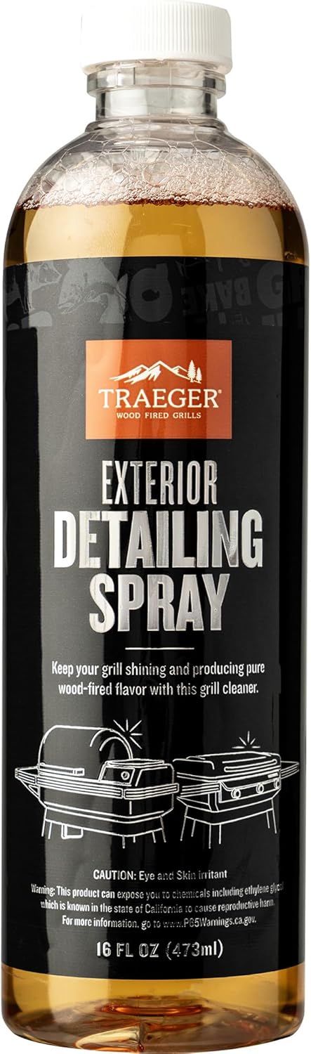 Traeger Grills Deep Cleaning Kit - Exterior Detailing Spray (16oz), Foaming Degreaser (16oz), Grill Scraper & Pad, Microfiber Towels, Nitrile Gloves - Tools for cleaning Grill, Smoker, Oven, Griddle