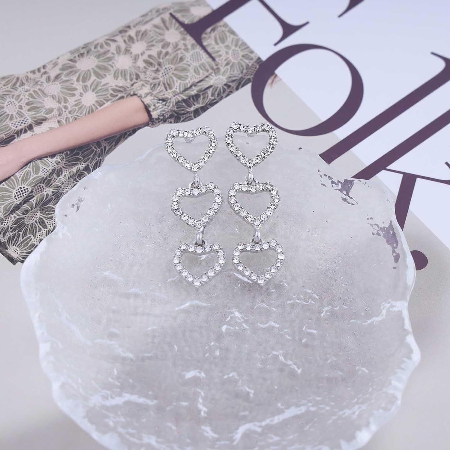 Boho Crystal Heart Drop Earrings Long Heart Tassel Chain Earrings Gold Cz Heart Dangle Earrings Vintage Triple Heart Earrings Jewelry for Women - Image 5