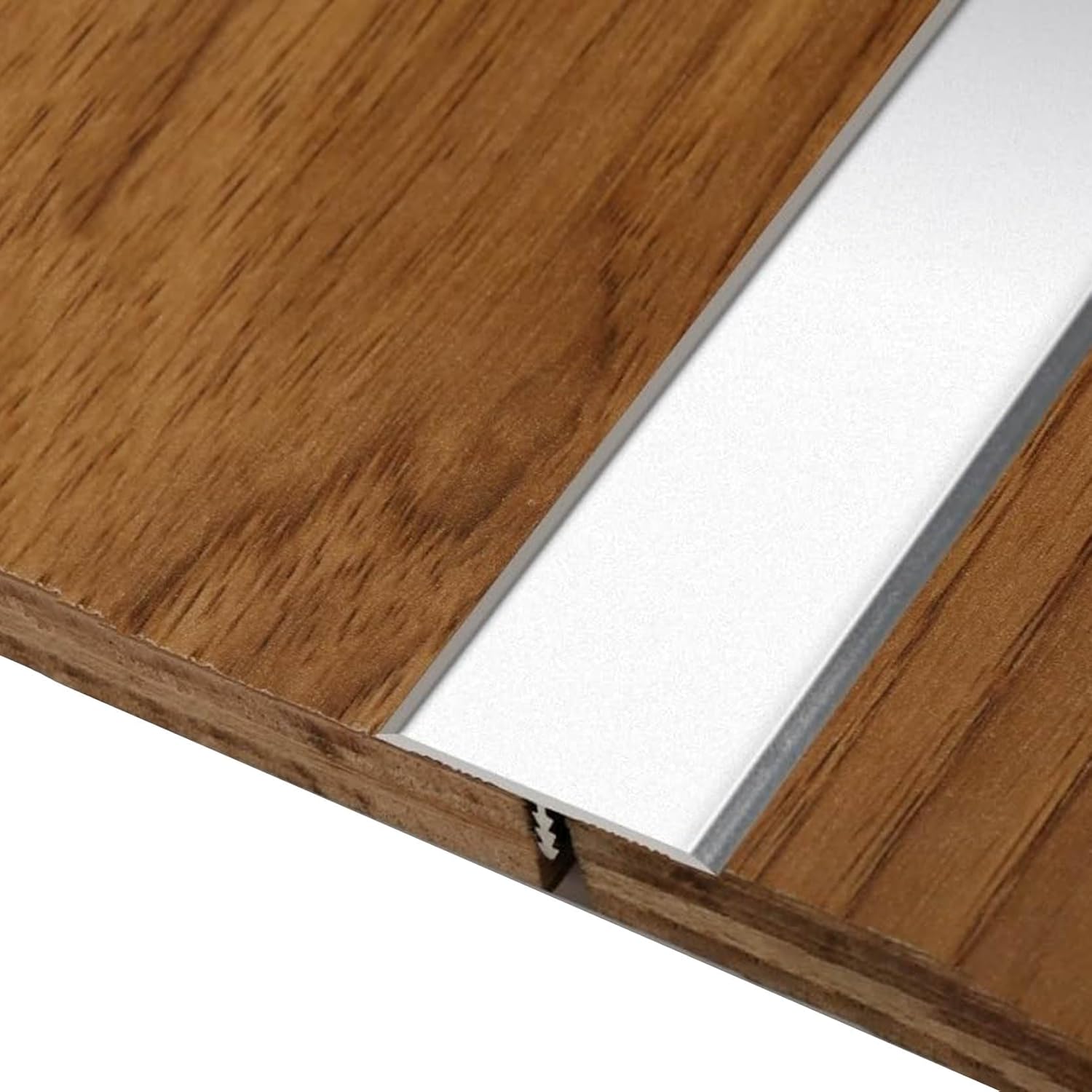 アルミ製敷居トランジションストリップ、床の隙間を埋めるT型モールディングフロアディバイダーストリップ、出入り口用カーペットからタイル