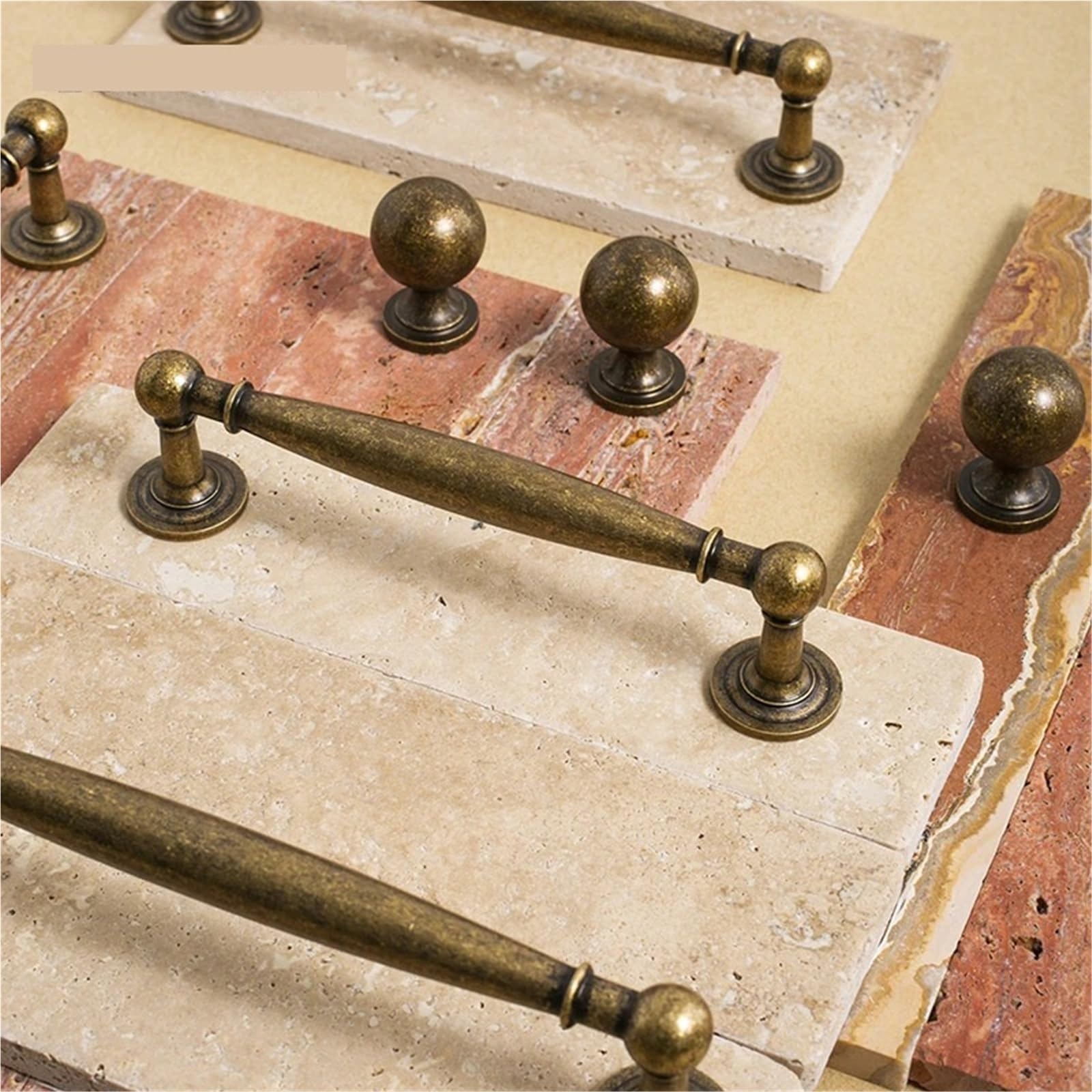 Pomo para cajón de armario de 128mm con acabado de bronce envejecido C-8001