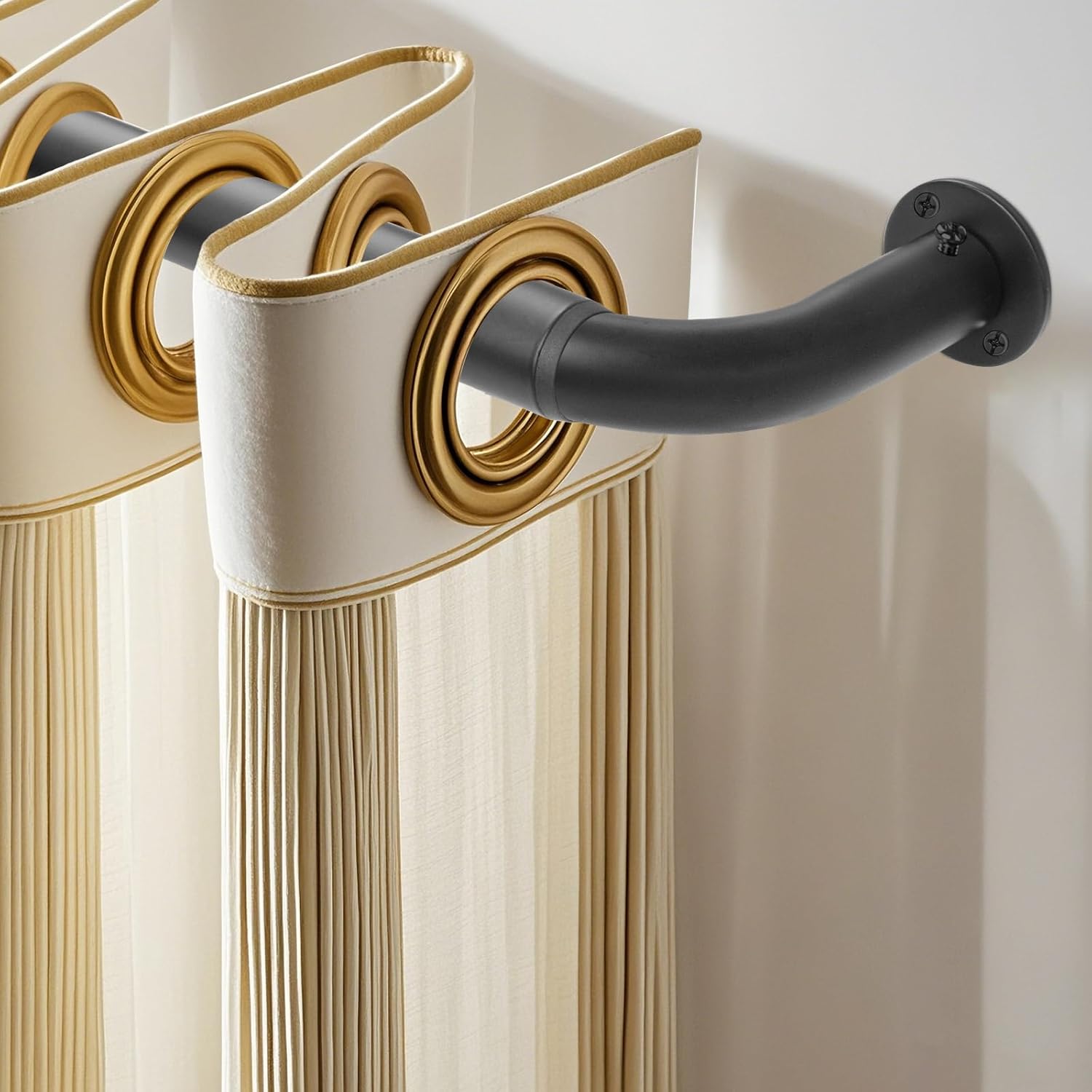 Meriville 1-Inch Diameter Wrap Around Blackout Curtain Rod, 84-Inch to 120-Inch, Matte Black Finish with Round Base