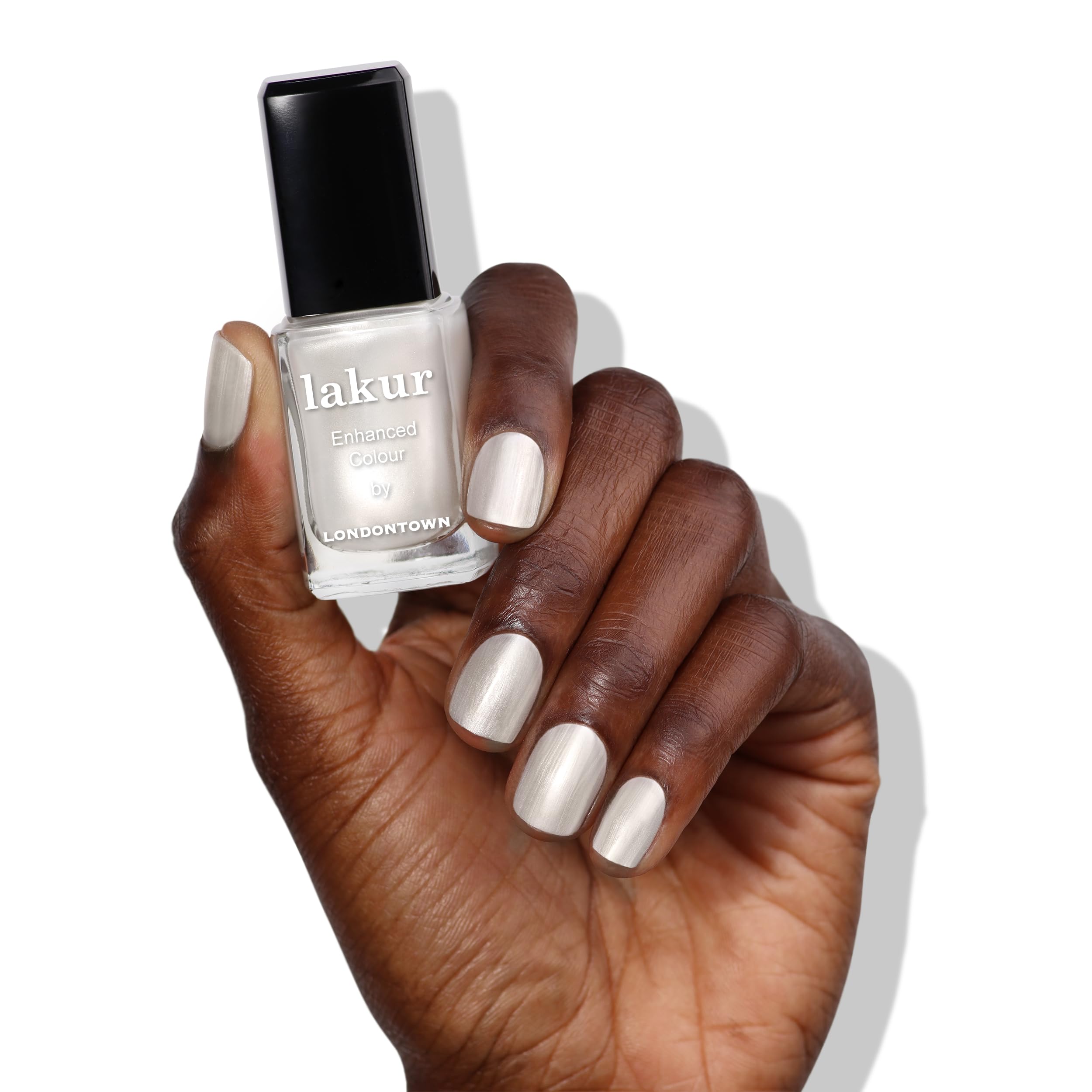 LONDONTOWN lakur Nail Polish - Chip-Resistant Non-Toxic Conditions Hydrates Nails Shimmery Silver Glitter