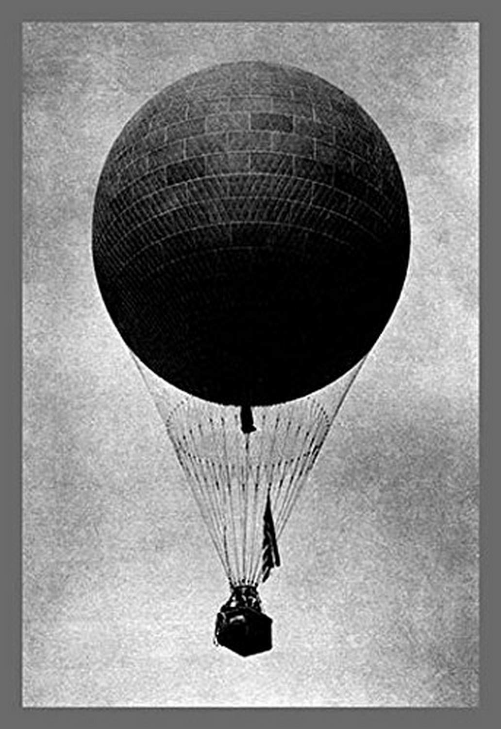 Buyenlarge Astro Balloon - Gallery Wrapped 28"X42" canvas Print., 28" X 42""