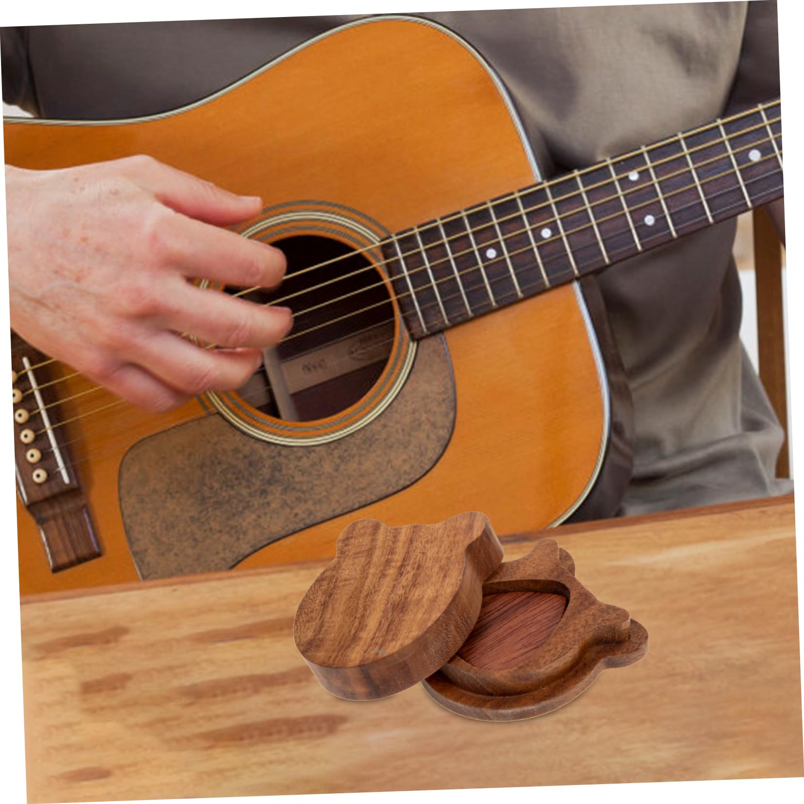 TOYANDONA 4sätze Gitarre Holz Plektrum Set Mit Praktischer Aufbewahrung Akustikgitarre Picks Und Stabiler Plectrum-Halter Für Optimale Fingerfertigkeit Und Einfaches Spielen