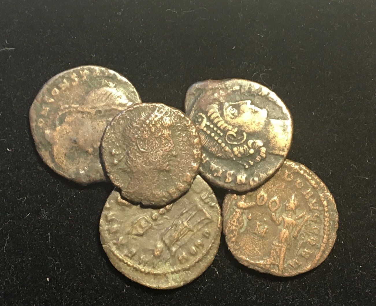 Best Deal IT 5 Roman Coins Emperor Constantine Dynasty Comes in Velvet Gift Bag Good Best Quality 🔥 IT 5 Roman Coins Emperor Constantine Dynasty Comes in Velvet Gift Bag Good