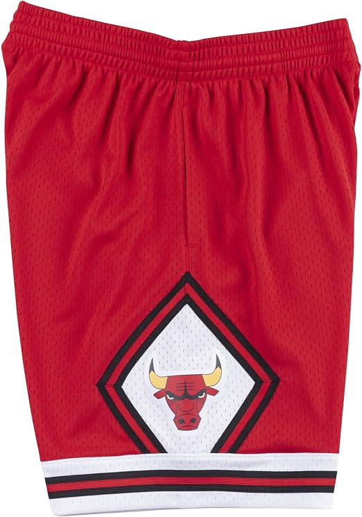 Mitchell&Ness シカゴブルズ　ショーツ Mサイズ Amazon.co.jp: Mitchell & Ness シカゴブルズ 1975-76 スイングマン
