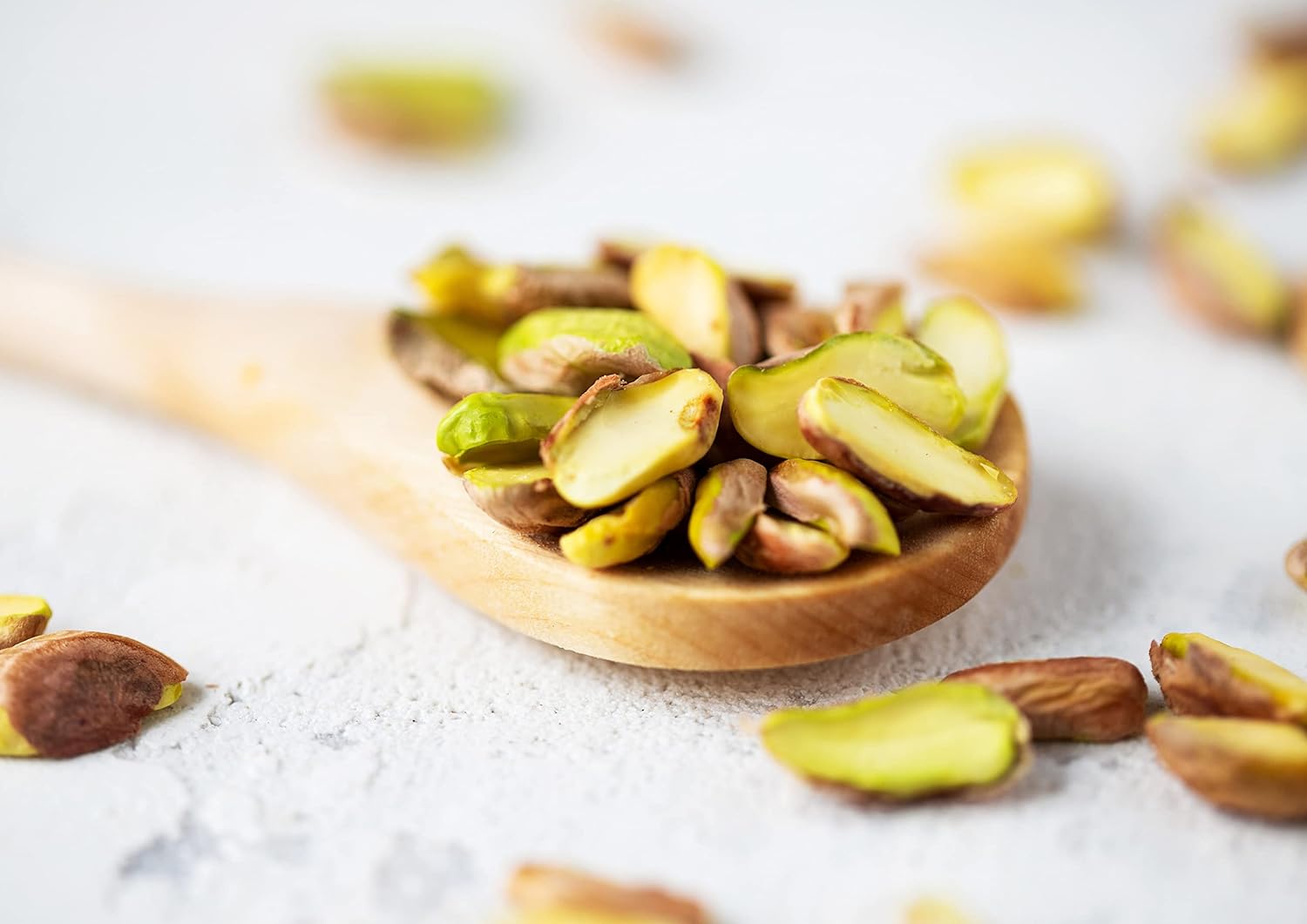 Food to Live Raw Pistachio Halves and Pieces, 4 Pounds – Raw Nuts, No Shell, Unsalted Kernels, Vegan, Sirtfood, Bulk Nutmeats. High in Vitamin B6, Thiamin, Protein. Keto Snack. Great for Salads