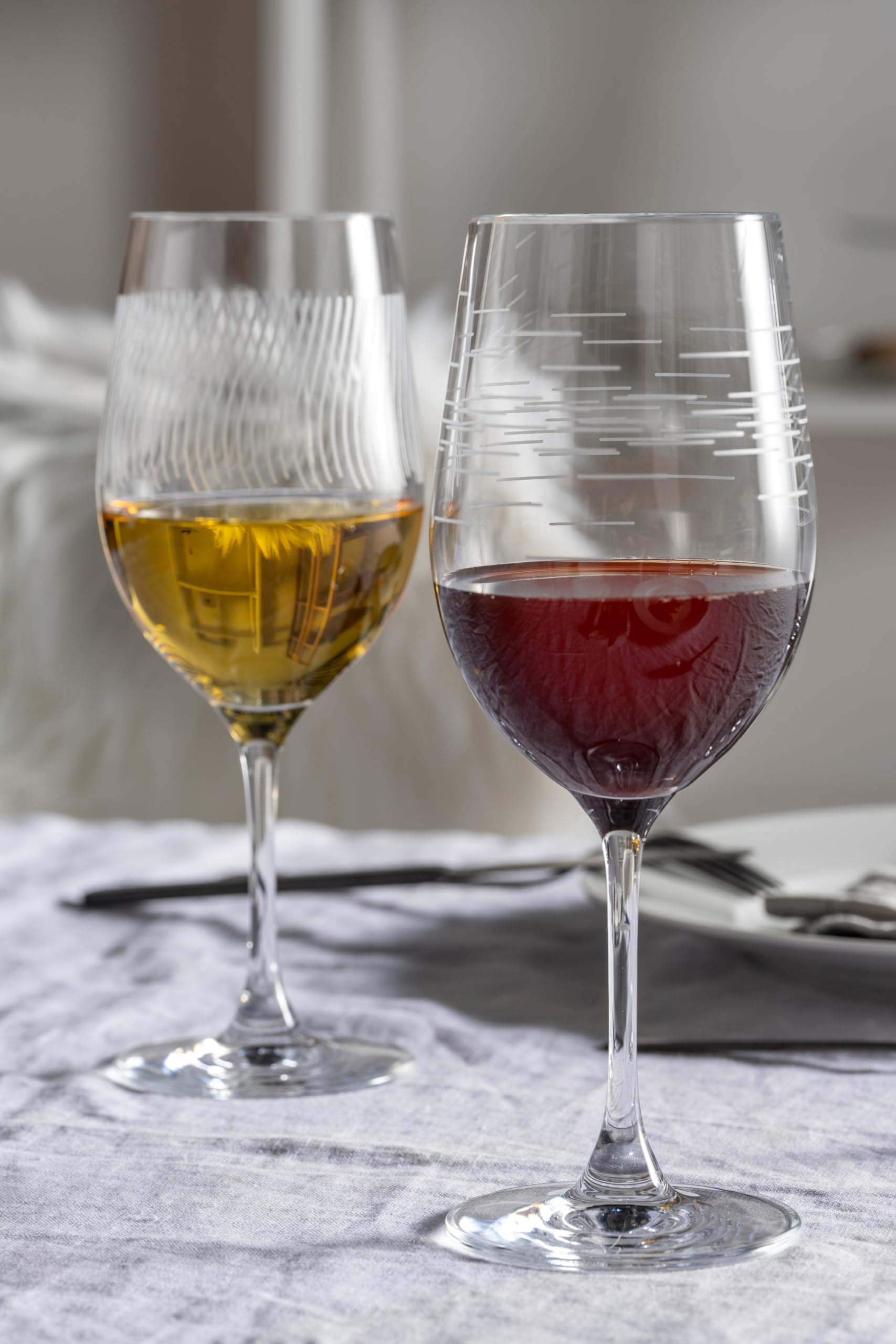 Leonardo Casella Wein-Gläser 6er Set, Kelchgläser mit Mustern, spülmaschinengeeignetes Wein-Glas, Rotwein-Gläser, Weißwein-Kelche, Höhe 22 cm, 430 ml, 061799 | ngeeignetes Wein-Glas, Rotwein-Gläser, Weißwein-Kelche 430 ml, 061799
