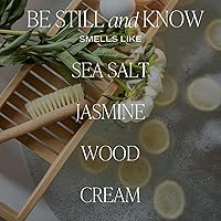 Vista 4 de Sweet Water Decor, Be Still and Know, Vela de cera de soja perfumada con sal marina, jazmín, crema y madera para el hogar, velas cristianas