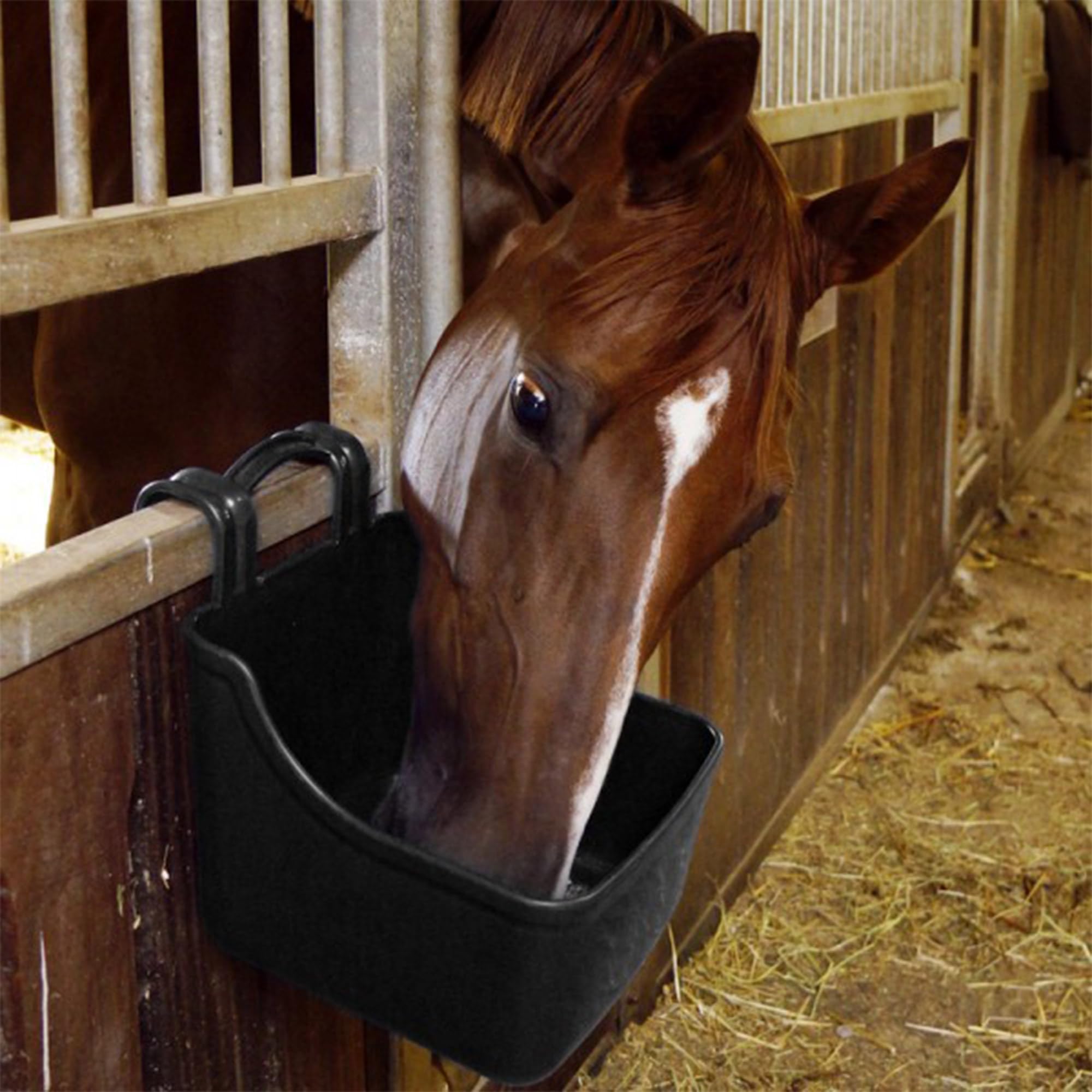 GEWA Comedero colgante para caballo 12 litros fabricado en Alemania
