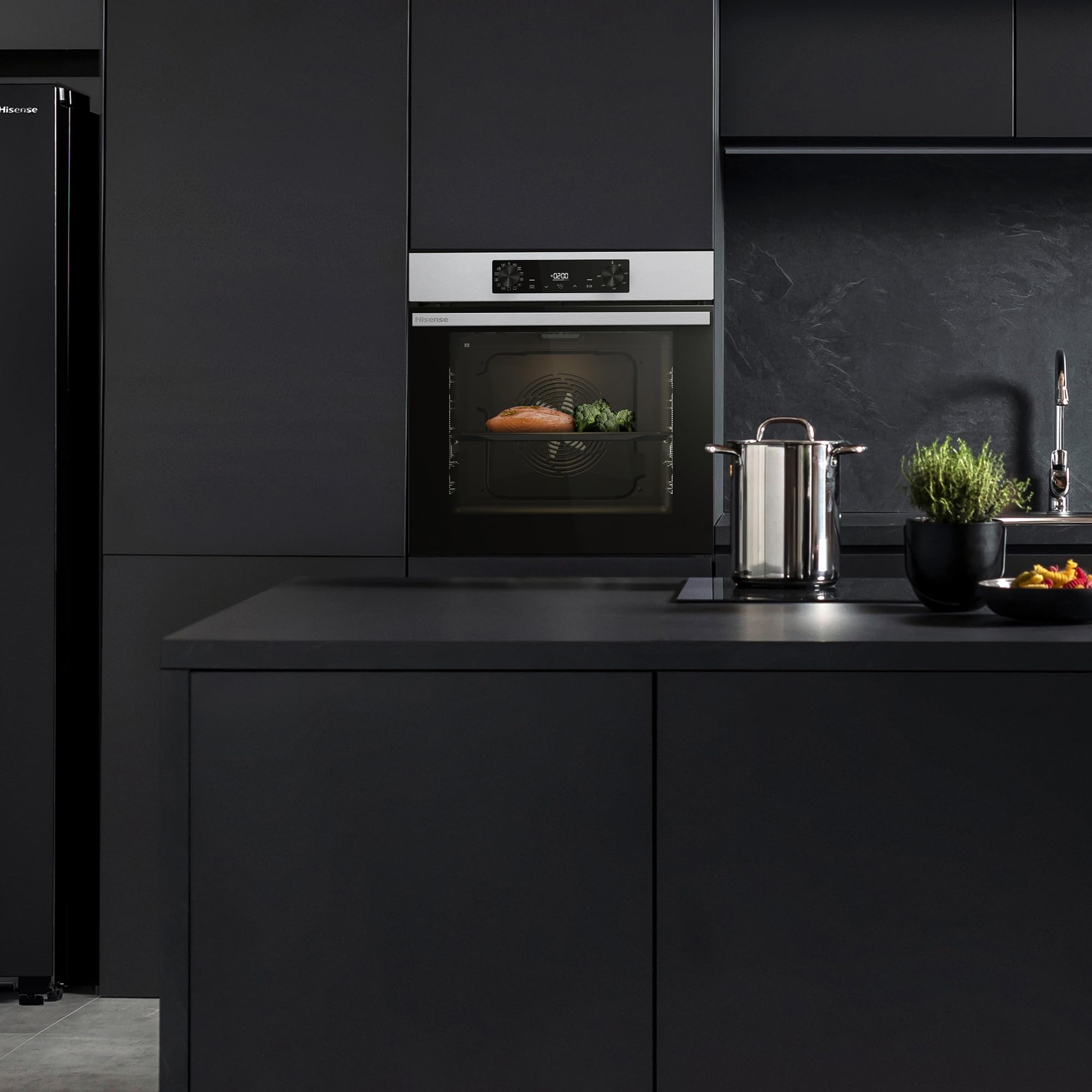 Hisense BI64216EPX - Horno Multifunción Pirolítico, Clase A++, 78L, Fondo 57cm, Guía Telescópica, Calentamiento Rápido, Apertura Y Cierre Suave de Puerta, Air Fry, Modo Pizza, Modo Congelados, Inox