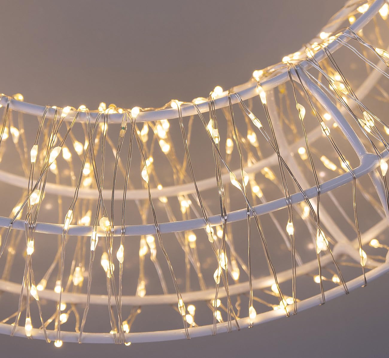 Lunartec Fensterbeleuchtung: 3D-LED-Lichterkranz, Firework-Effekt, 1.800 LEDs, warmweiß, IP44, 58cm (Deko-Kränze, Dekos Wohnzimmer)