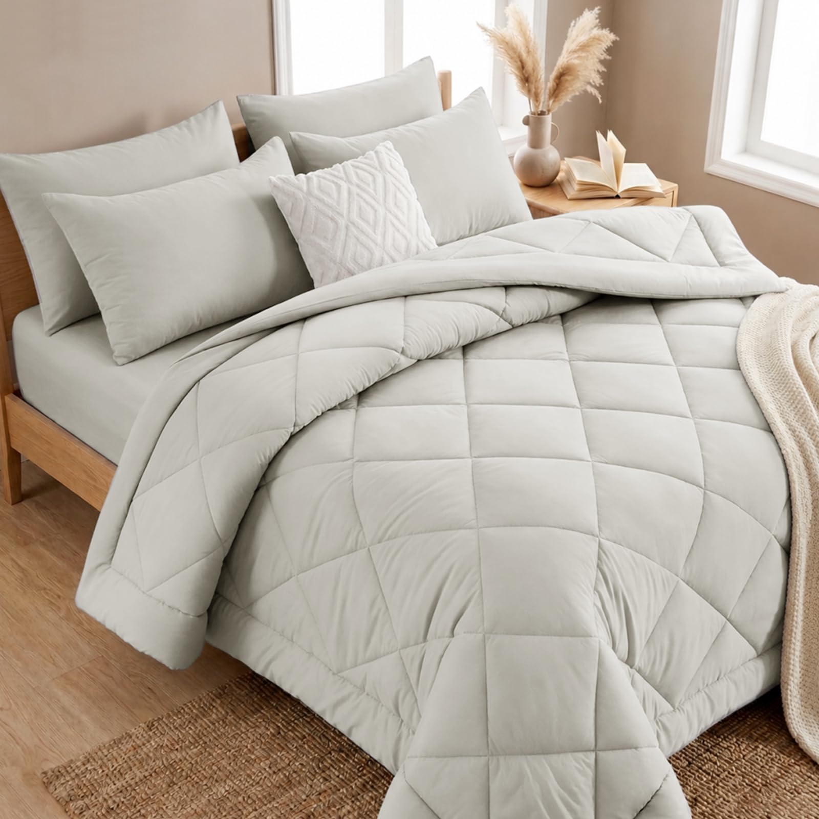 Tifschlaf Coverless Duvet Double 10.5 Tog - Bed Duvet for All Seasons, Luxury Lightweight Quilt Washable Comforter with 2 Pillowcases - 200x200 cm Beige Cream