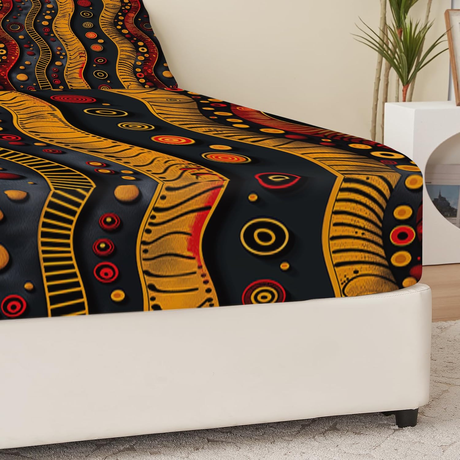 Prześcieradło z gumką 160 x 200 cm, tradycyjny wzór w paski, ochraniacz na materac z mikrofibry, antypoślizgowy design, na materace do 30 cm, czarno-żółte