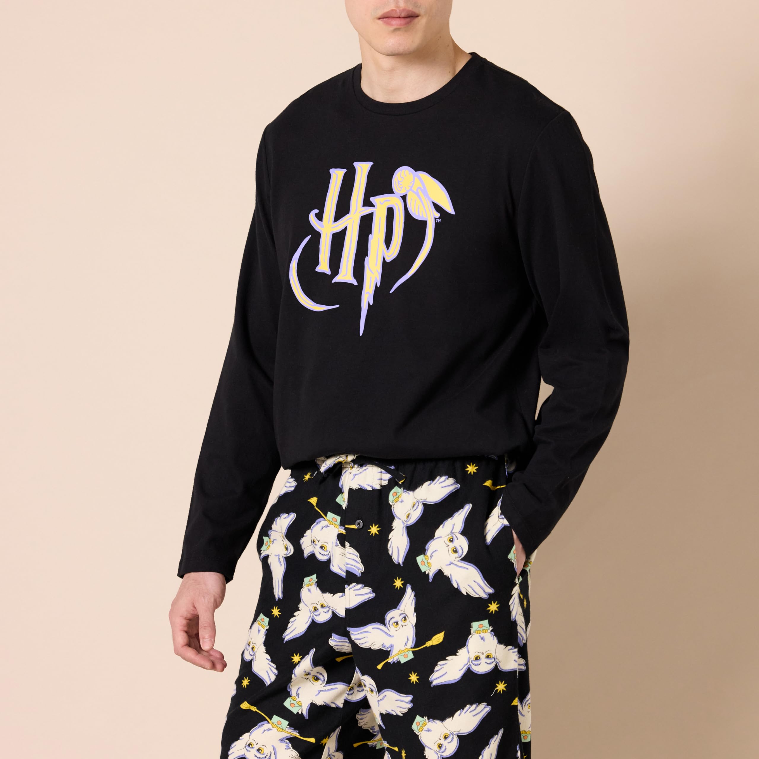 Amazon Essentials Completo Pigiama con Pantaloni e Maglia a Maniche Lunghe in Flanella Uomo