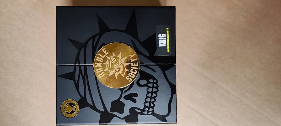 Amazon.com: KRIG - Murder Hornet Edition ONE:12 Collective (MEZCO