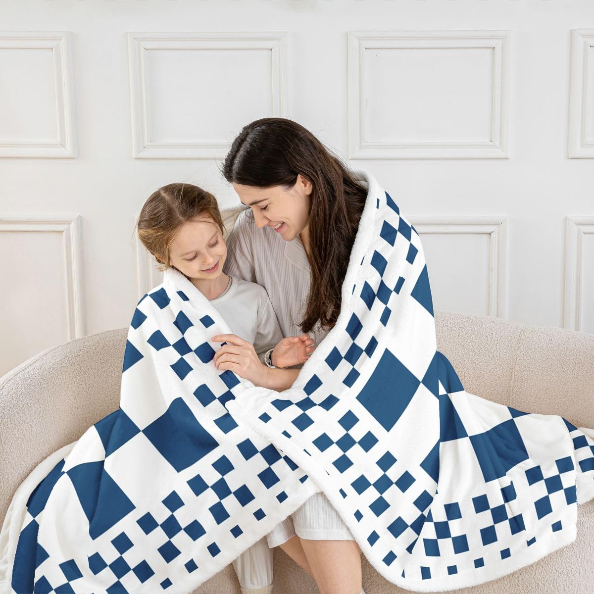 Homewish Koc Sherpa w kratkę granatowa szachownica puszysty pluszowy narzuta geometryczny koc polarowy w kratkę w kratkę - patchworkowy bawół pled dekoracja na łóżko kanapę królowa 229 cm x 229 cm