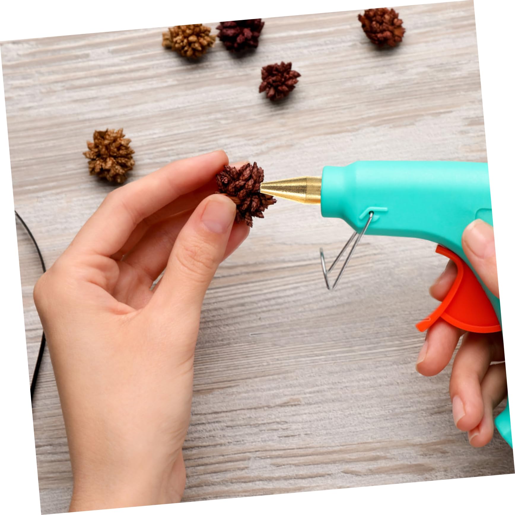 SEWACC Glue Sprayer Nozzle Tip 4 Pack Copper Nozzles for Hot Melt Glue Replacement Random Color