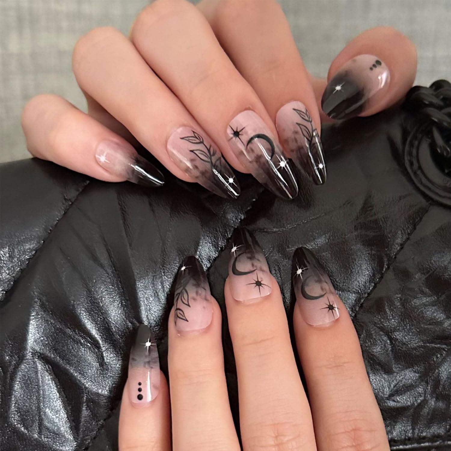 Halloween Press on Nail Almond Fake Nails Black Nails with Spider Web Bee designs Blood Stick on Nail Full Cover Acrylic Nail False Nails for Women Girls Manicure 24pcs