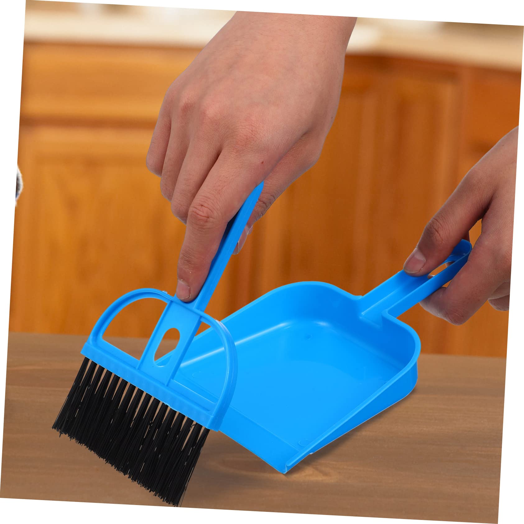 Yardenfun 3Sets Mini Dustpan and Broom Hand Broom and Dustpan Cleaning Tools for Desktop and Pet Cages for Narrow Spaces Bristles for Dirt Removal