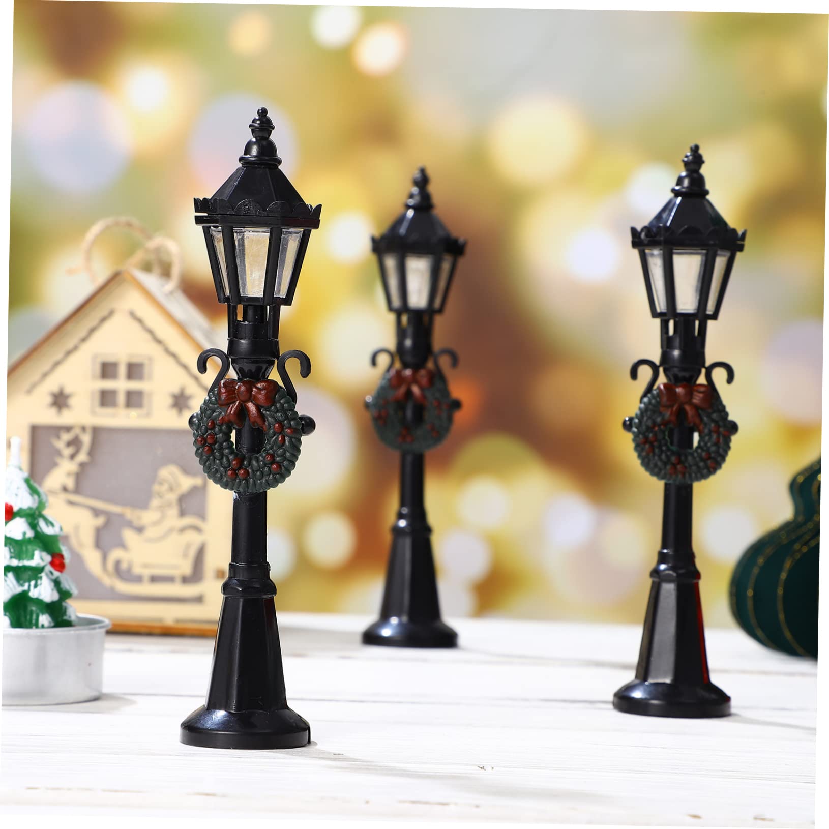 KENANLAN Puppenhaus Straßenlaterne – 4 Stück, Mit LED, 12 Cm Hoch, Für Miniatur-Deko & Weihnachtsdorf