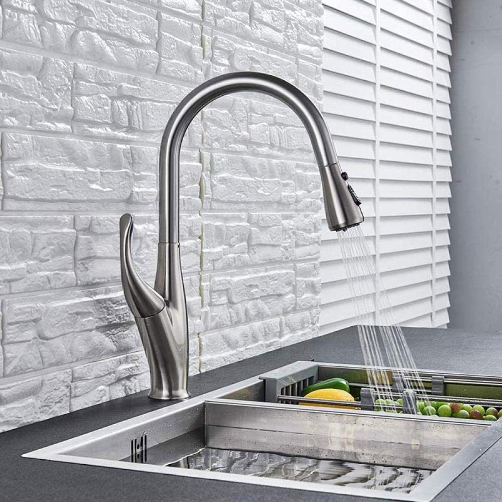 Robinet de cuisine mitigeur rotatif à 360° fini en nickel brossé élégant