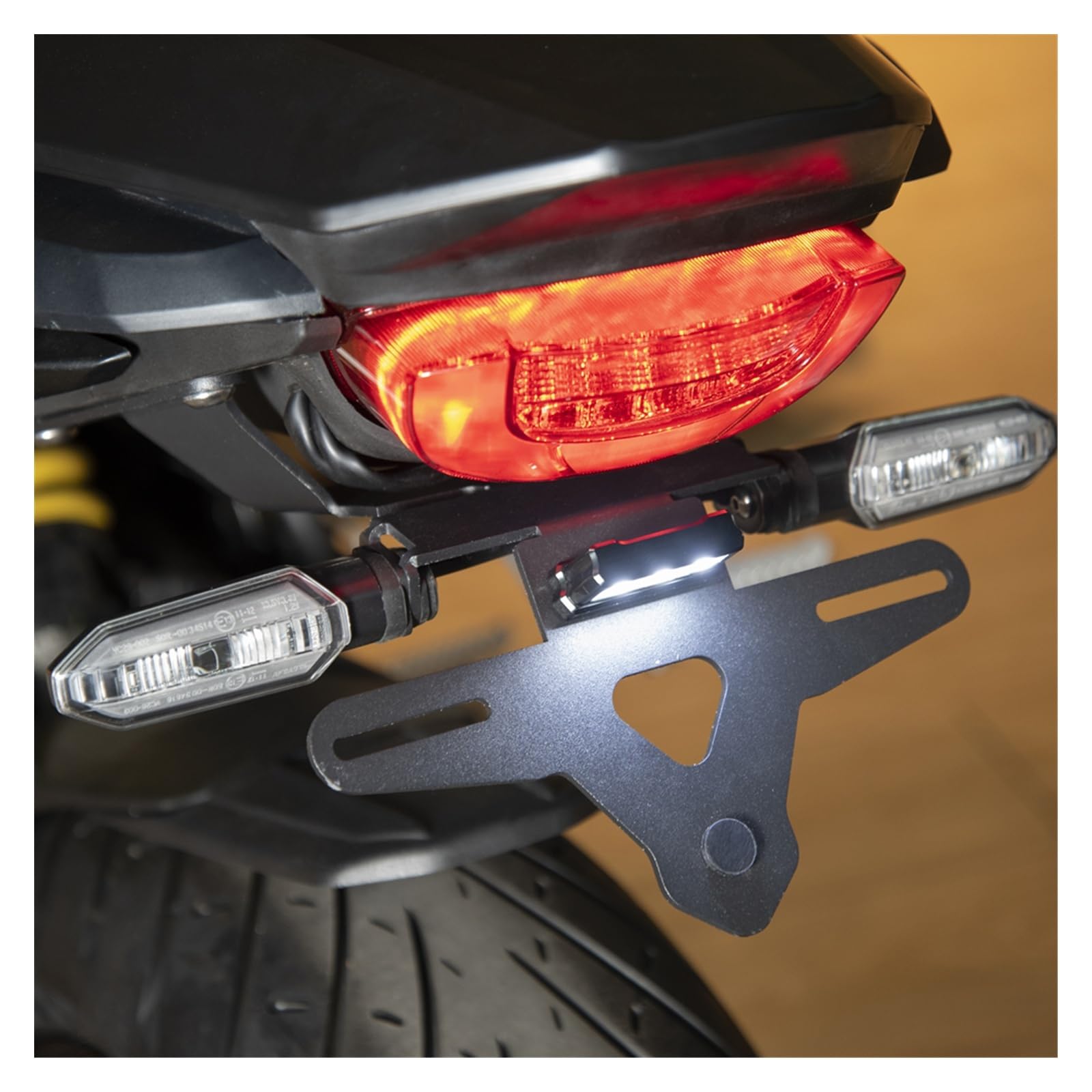 Support Plaque Moto Tidy Fender Eliminator Pour Honda CB650R CBR650R 2021-2024 - Avec LED