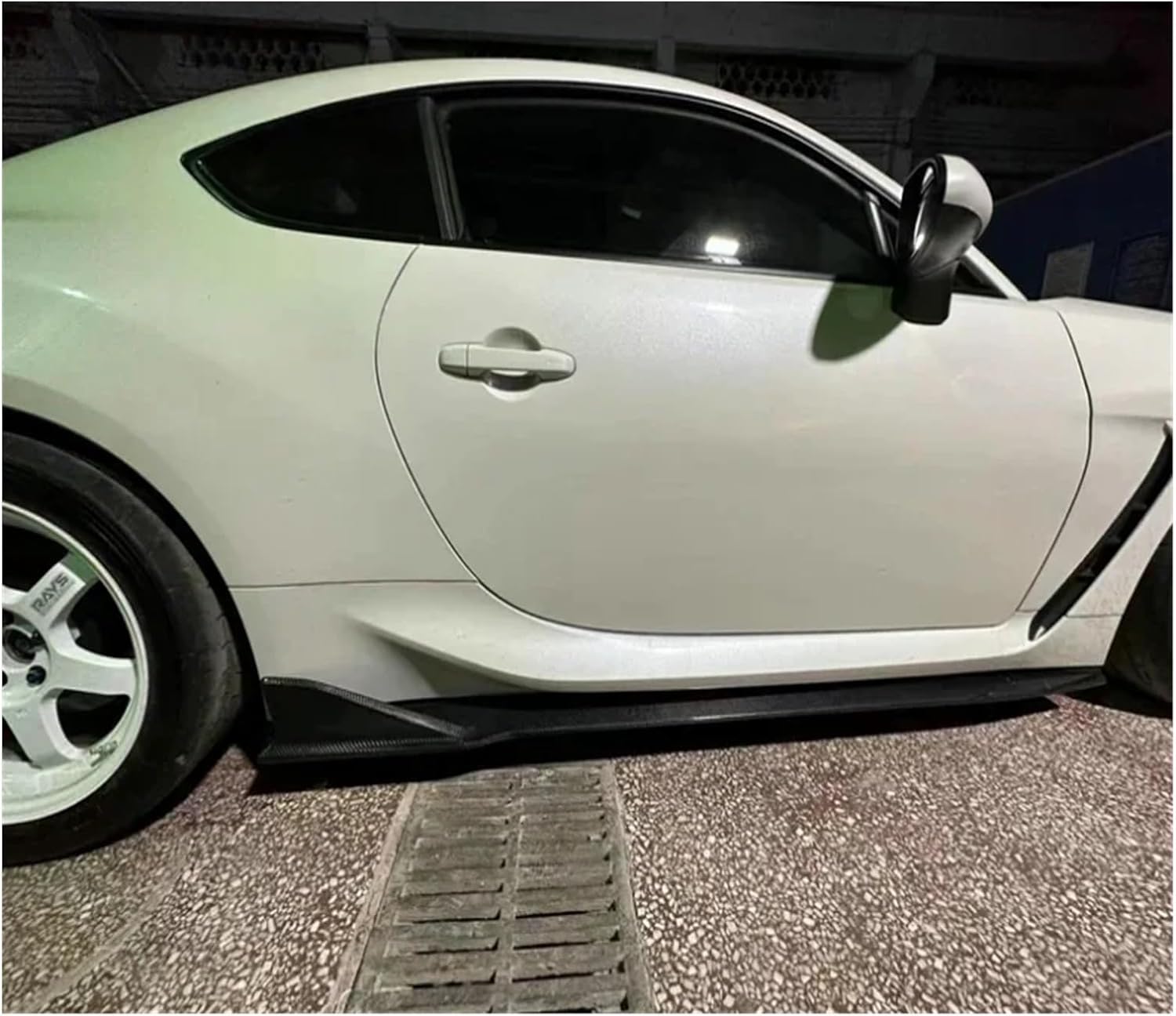 サイドリアウィンドウ カーボン スポイラー トヨタGR86 スバル