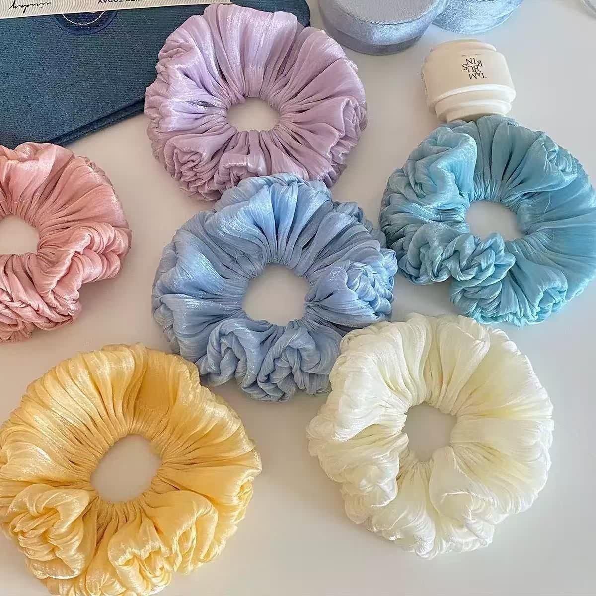Scrunchies zestaw 6 gumek do włosów w kolorze beżowym, różowym, zielonym, niebieskim, jednokolorowym, wysokiej jakości, elastyczne, grube paski, mocne trzymanie, delikatne dla włosów