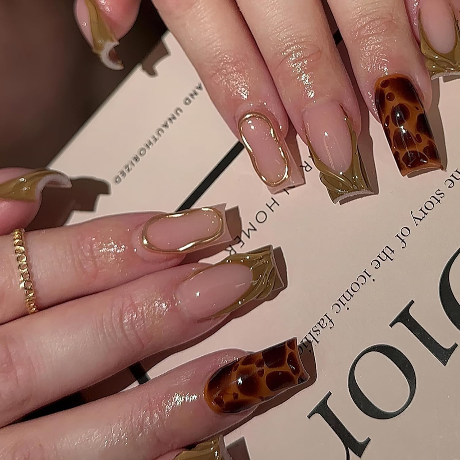 French Tip Press on Nails Long Square Fake Nails with 3D Design Glossy Leopard Print False Nails Stick On Nails Gold Line Circle Glue on Nails Reusable Artificial Acrylic Nails for Women 30Pcs