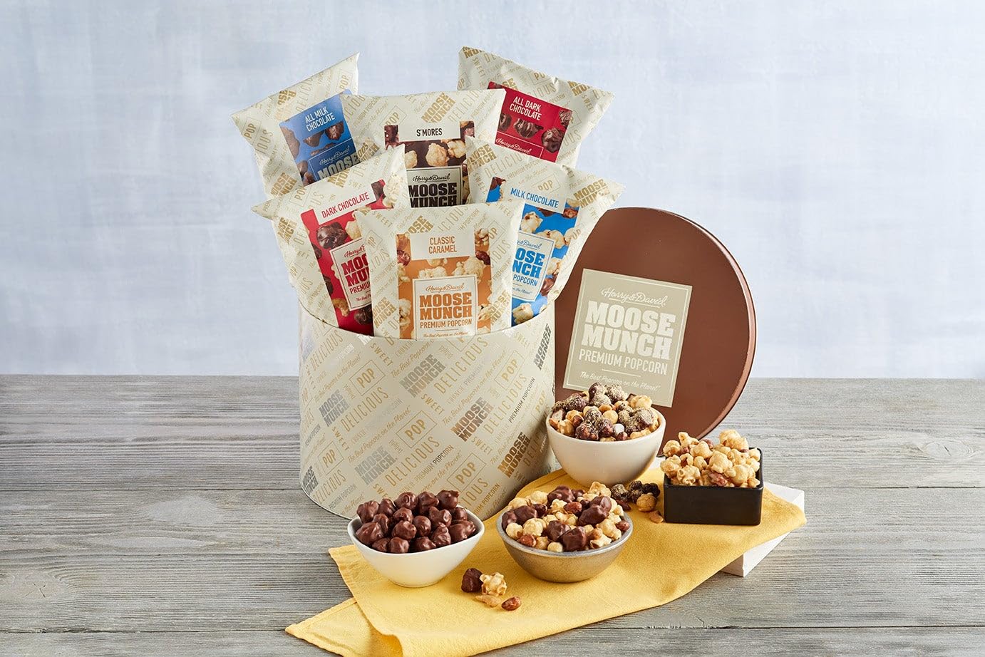 Moose Munch® Premium Popcorn Deluxe Tin, Gourmet Caramel And Chocolate Popcorn, Snack Tin, Popcorns Gift Basket, Movie Night, All Occasions, Great For Family, Friends, Coworkers, Loved Ones