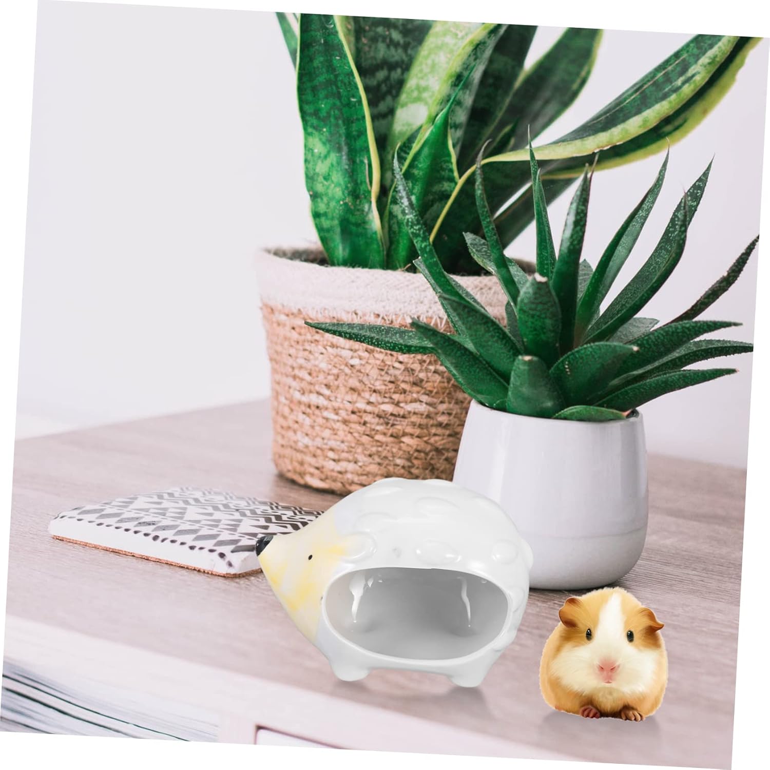 Ceramic Pet Nest Cooling Bedding for Guinea Pigs Animal House Pet Supplies