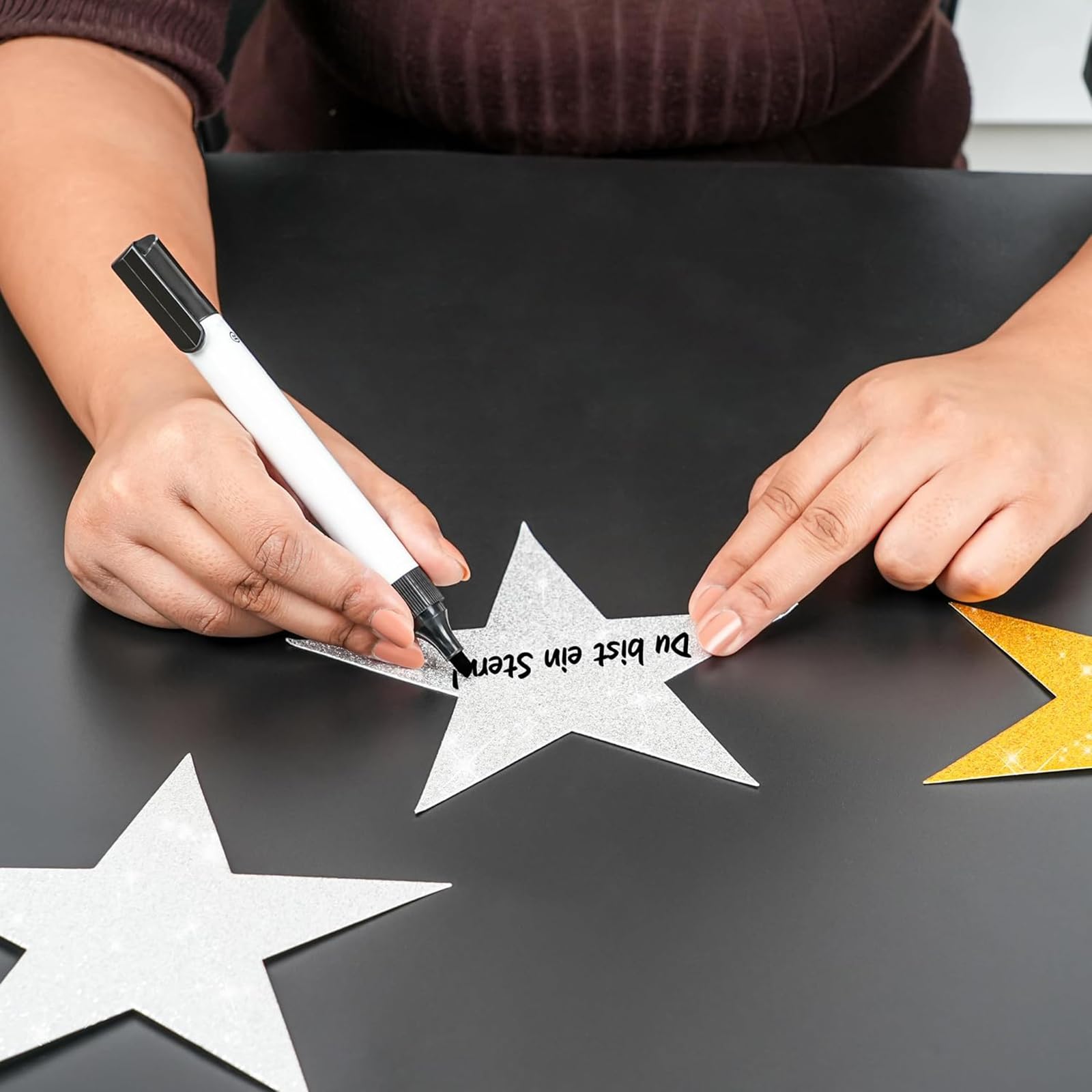 60 Piezas Estrellas de Papel Recortado, Recortable de Papel con Purpurina Estrella, Decoración Estrellas Doradas, Decoración de Estrellas de Purpurina, para Bricolaje Aula Pared Tablero Boda