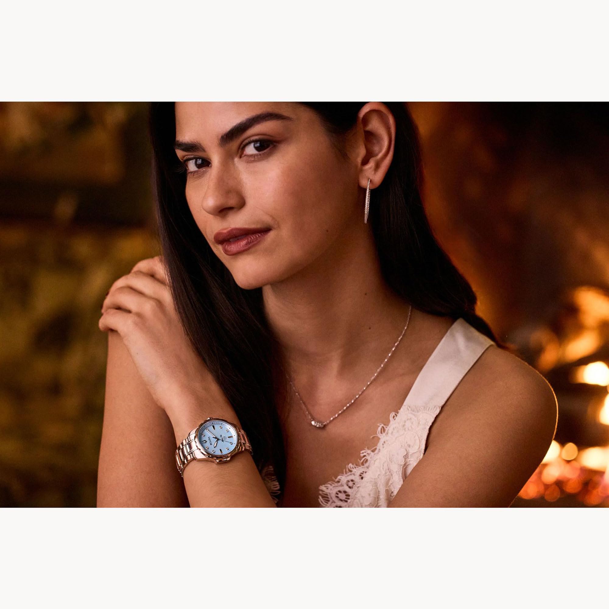 Bulova Reloj analógico de Cuarzo para Mujer con Correa de Acero Inoxidable 96P248, Plata, Pulsera