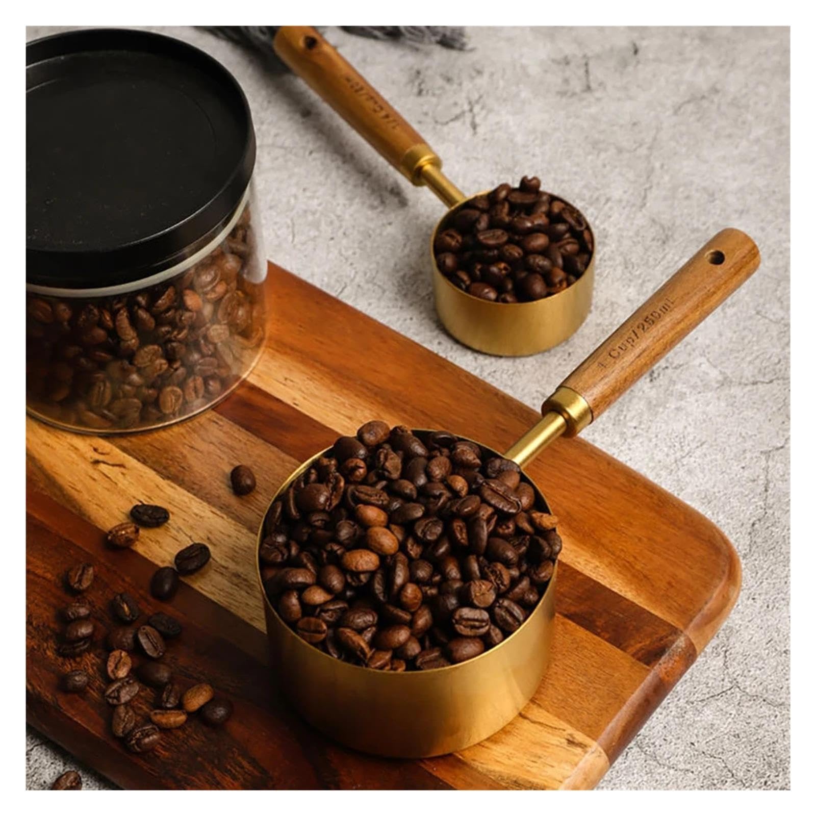 Vaso/cuchara medidora inox con mango de madera | Para café, condimentos y repostería; varias capacidades(4PCS L silver)