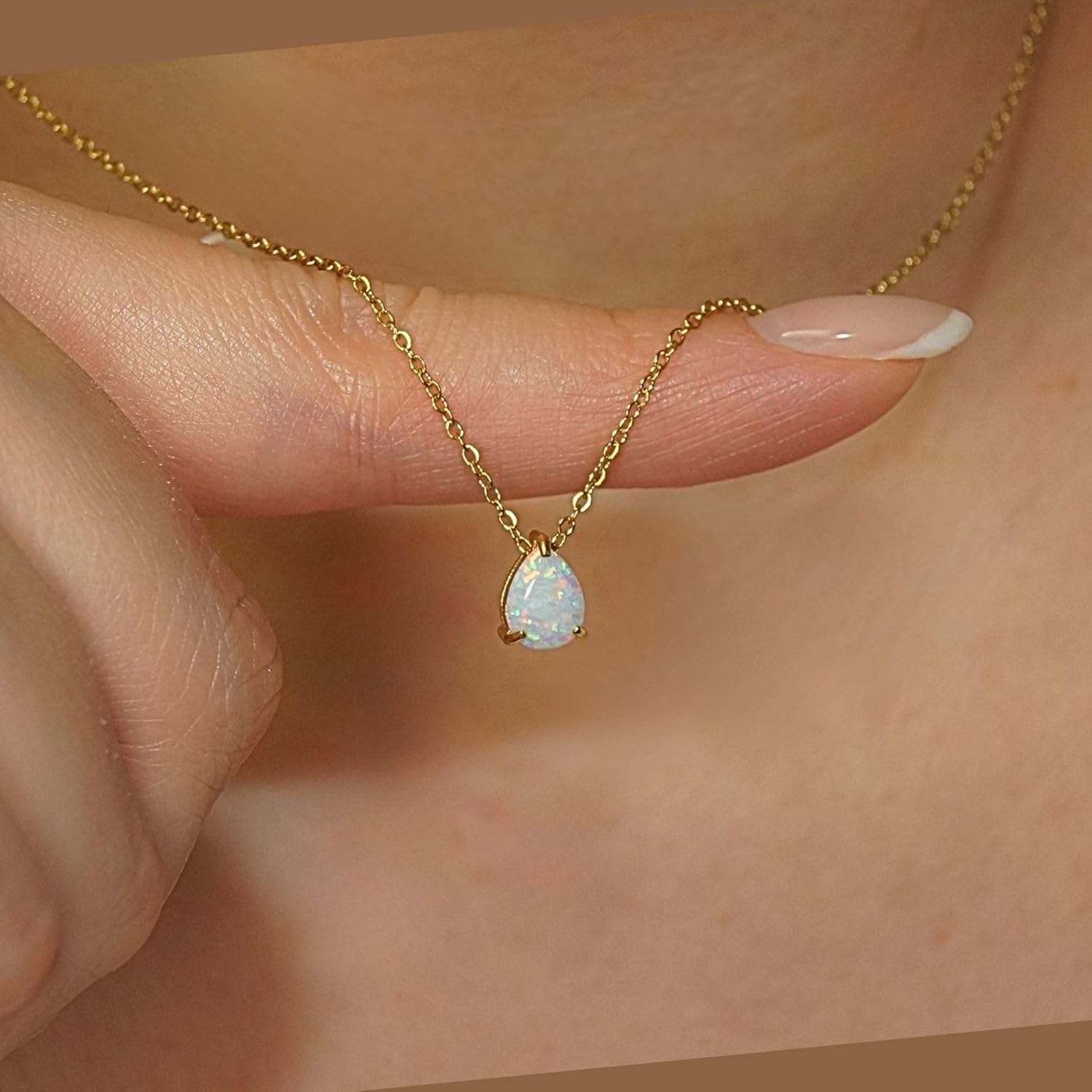 QueenBee Dainty Teardrop Gemstone Pendant Necklace, Birthstone Necklace 14 Gold Plated Chain, Delicate Jewelry Gift for Her