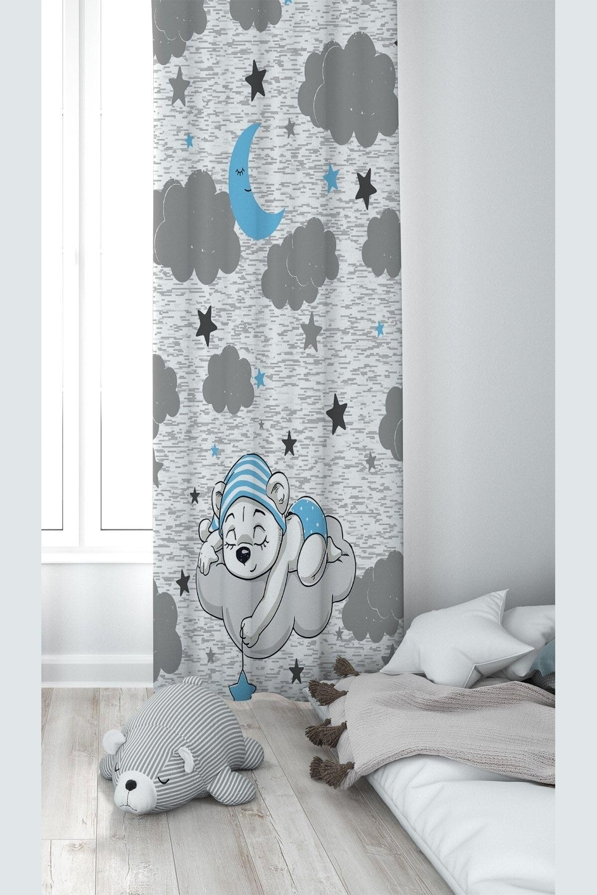 Pelangi Gri Bulutun Üzerinde Uyuyan Ayıcık Desenli Dijital Baskı Yıkanabilir Bebek Çocuk Odası Fon Perdesi, gri-mavi 70 x 270