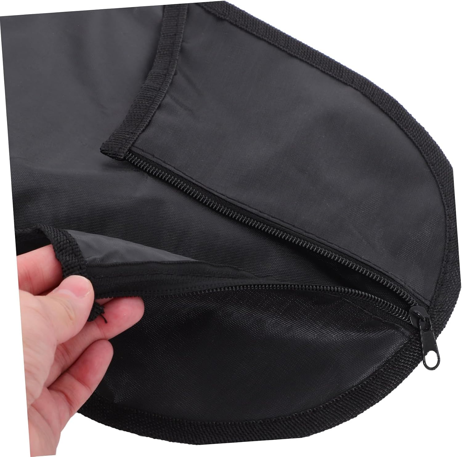 4pcs Lightweight Skateboard Travel Backpack with Shoulder Straps for Men and Women Protective Compact Skateboard Storage Bag with Organized Pockets Portable Outdoor Carrying in