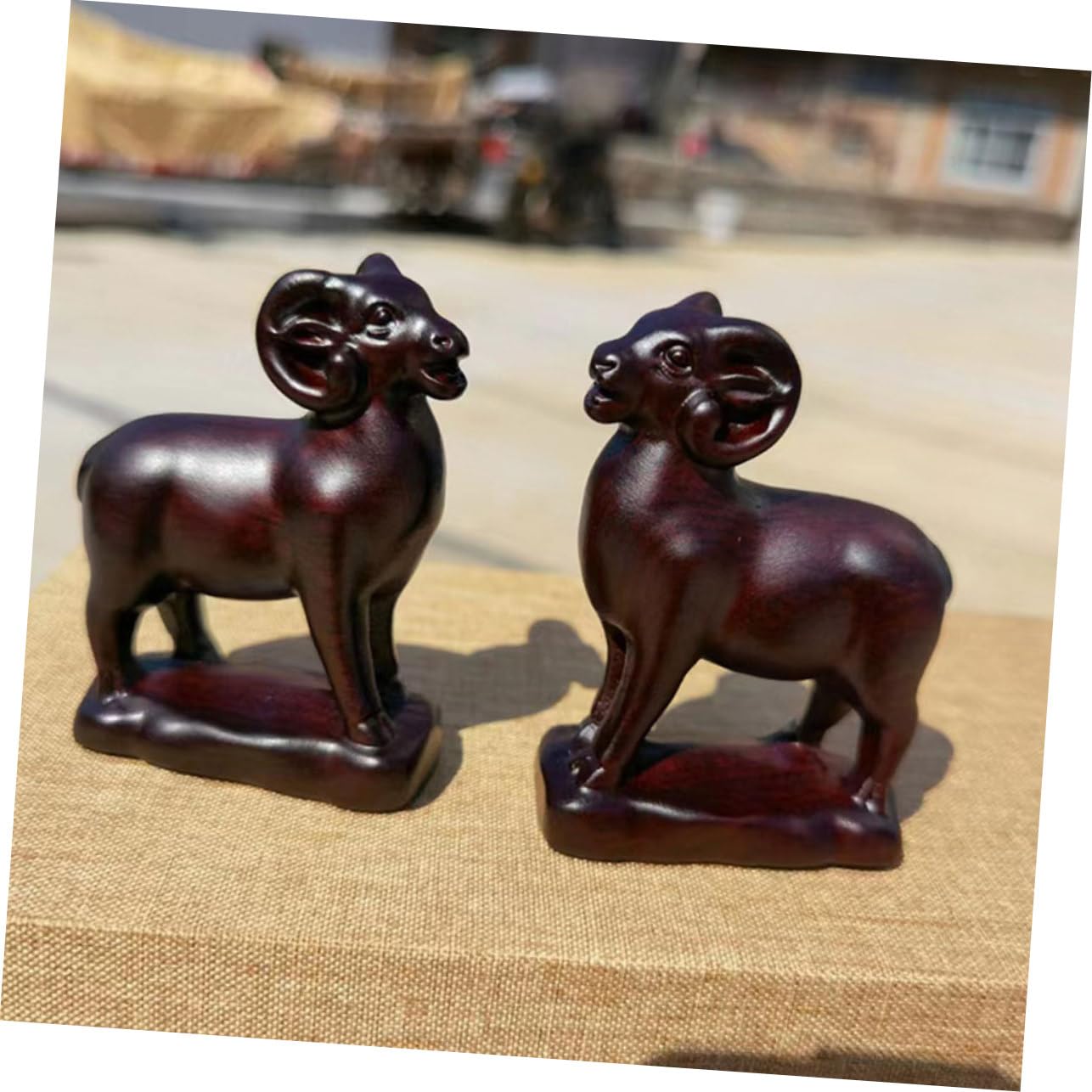 Kisangel 2 Sätze Ziegen Statue Dekofigur Kunstvolle Ziegen Skulptur Für Heimdekoration Tiermodell Für Wohnzimmer Und Schreibtisch 2 Stück * 2