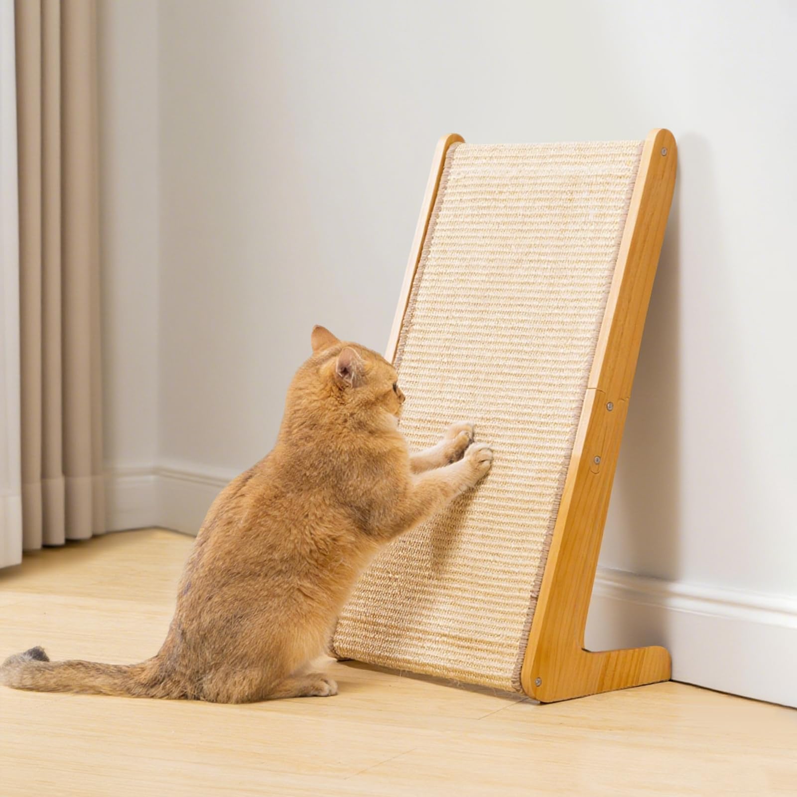 Avont Griffoir pour Chat en Sisal Naturel, Gratoir pour Jouer et Grimper, en Forme de L, Angle à 110°, Rampe et Planche Griffoir Chat en Bois, Grand Grattoir, Protection des Meubles 65×37 cm –Style B