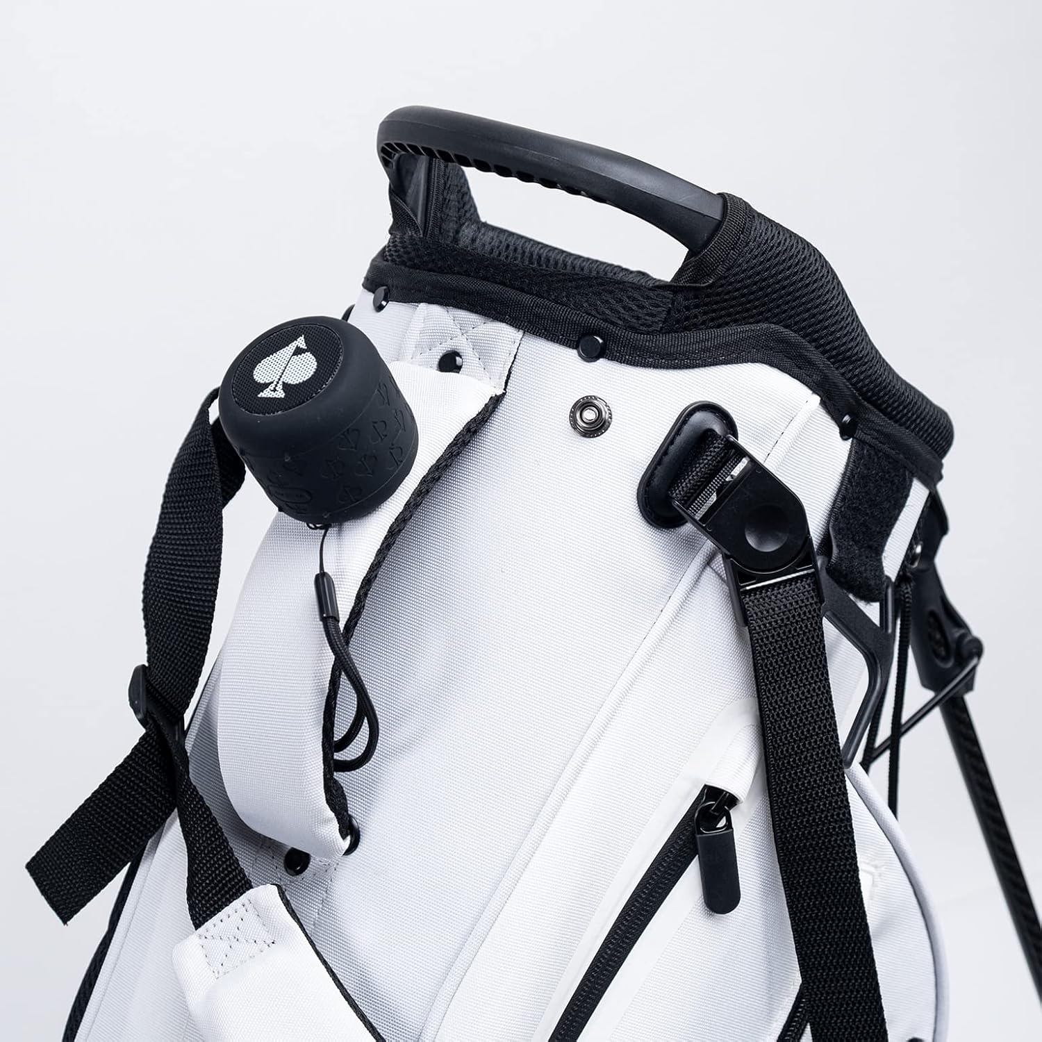 Amazon.com : Pins  Aces Everyday Carry Golf Stand Bag - Lightweight, 4.5 lbs, Modern Styled Design Easy for Carrying Complete Golf Club Set - Large Pockets  Storage for Golf Balls, Tees, and More (Whiteout) : Sports  Outdoors