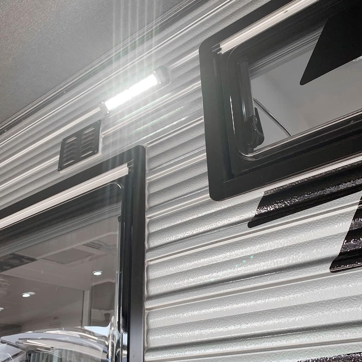 Dream lighting RV Exterior LED Porch Awning Light 12V 720LM RV Trailer Heavy Duty Cool White Lighting 7.8inch