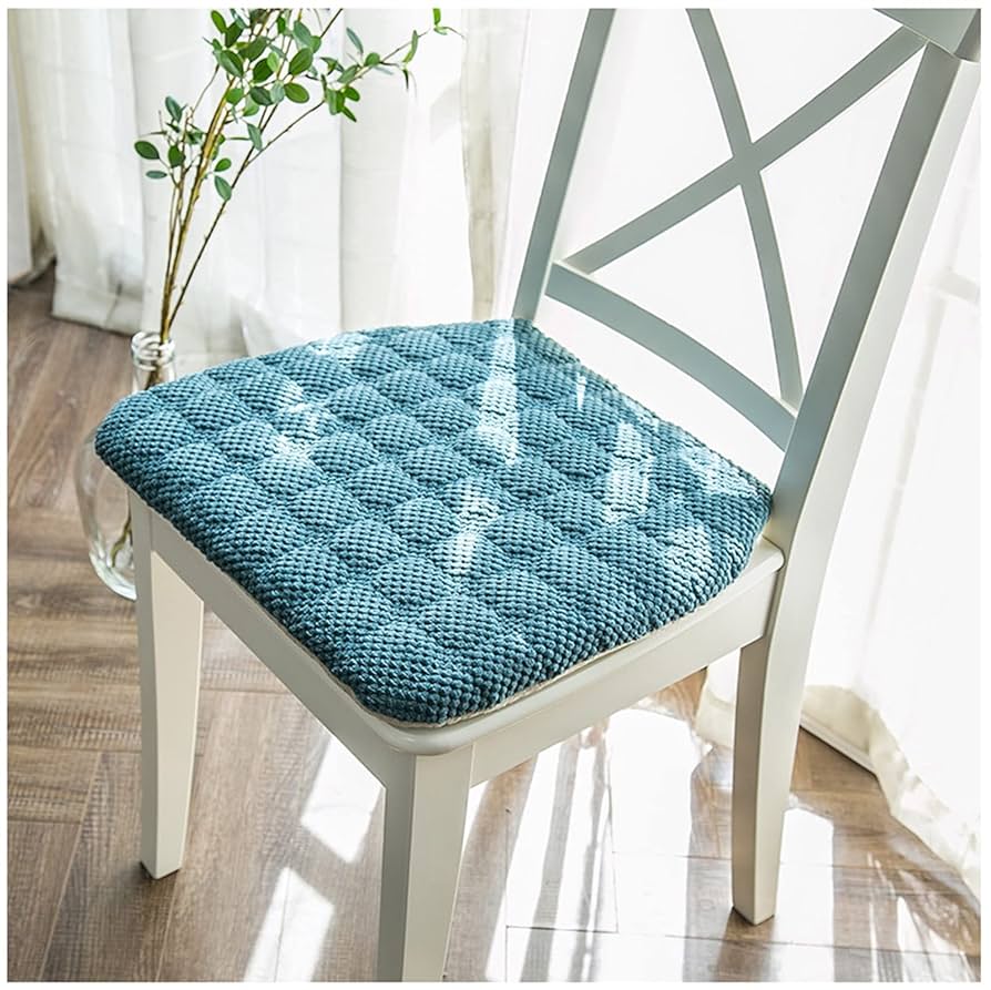 水色のクッション椅子　お洒落　チェア　ネイル 水色のクッション椅子 お洒落 チェア ネイル 水色のクッション