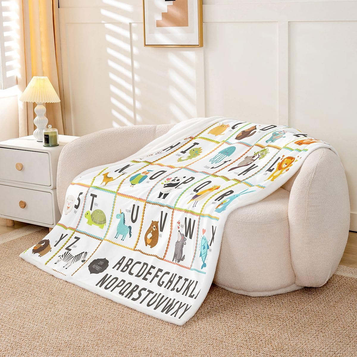 Kids Animal Fleece Throw Blanket Children Toddler Alphabet Plush Blanket Cute Cartoon Wild Animals Sherpa Blanket Vibrant Room Decor Educational Fuzzy Blanket for Sofa Bed Couch, Throw 50x60 Inch