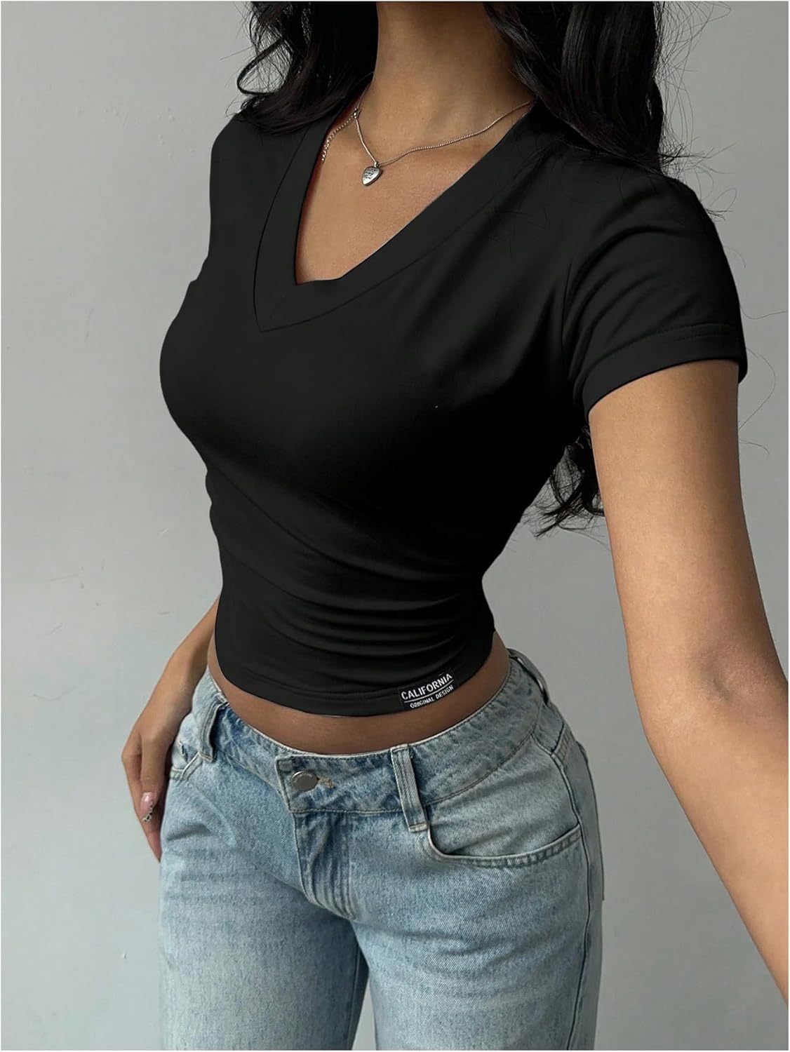 Women's Ruched V Neck T Shirts Summer Short Sleeve Fitted Basic Tees Dressy Casual Tops - Image 3