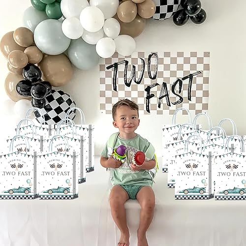 Miniatura 4 de 16 bolsas de regalo azules de auto de carreras para suministros de fiesta de segundo cumpleaños, dos aperitivos de regalo rápido, bolsas de dulces