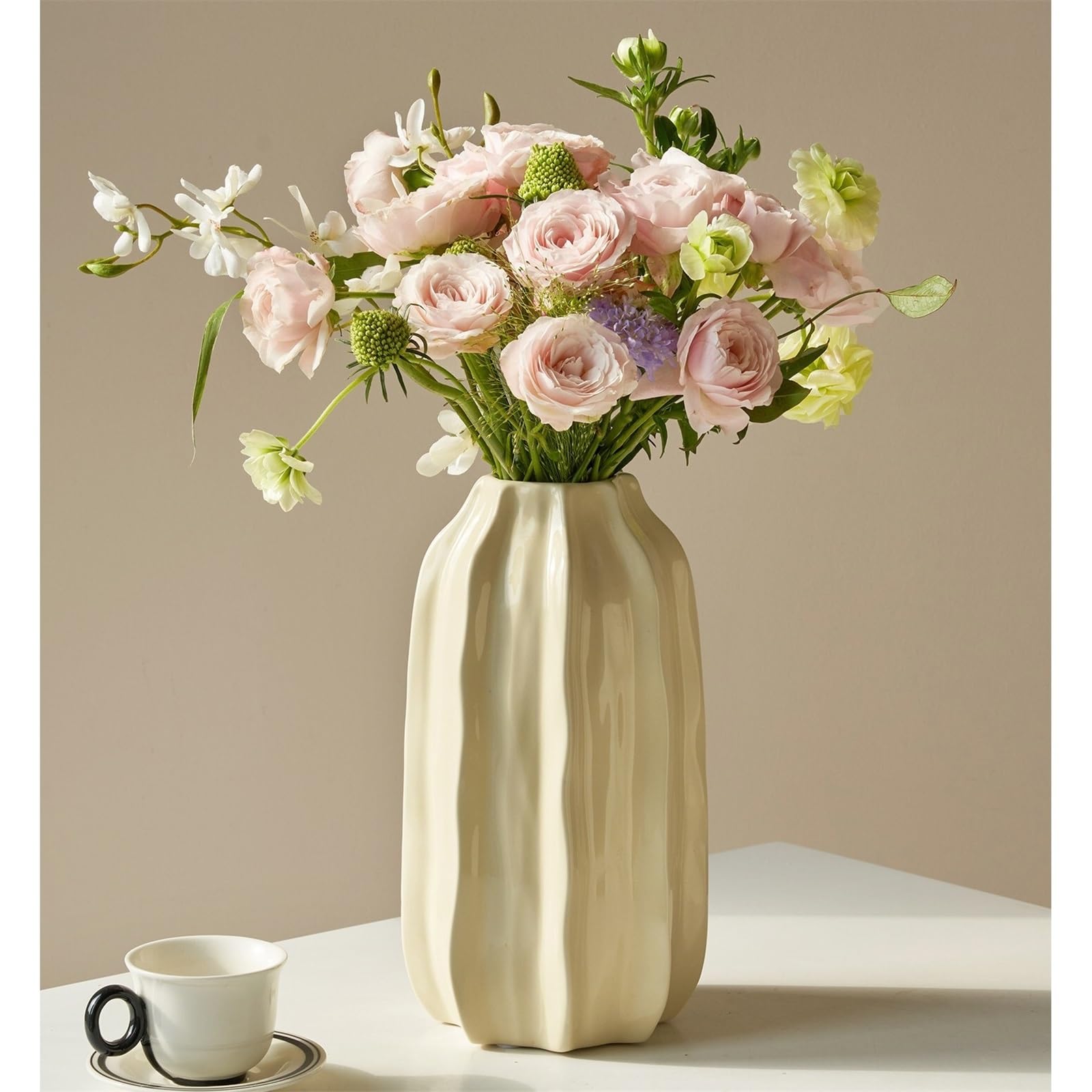 vasi per Arredamento Vaso in Ceramica scanalata Beige Crema