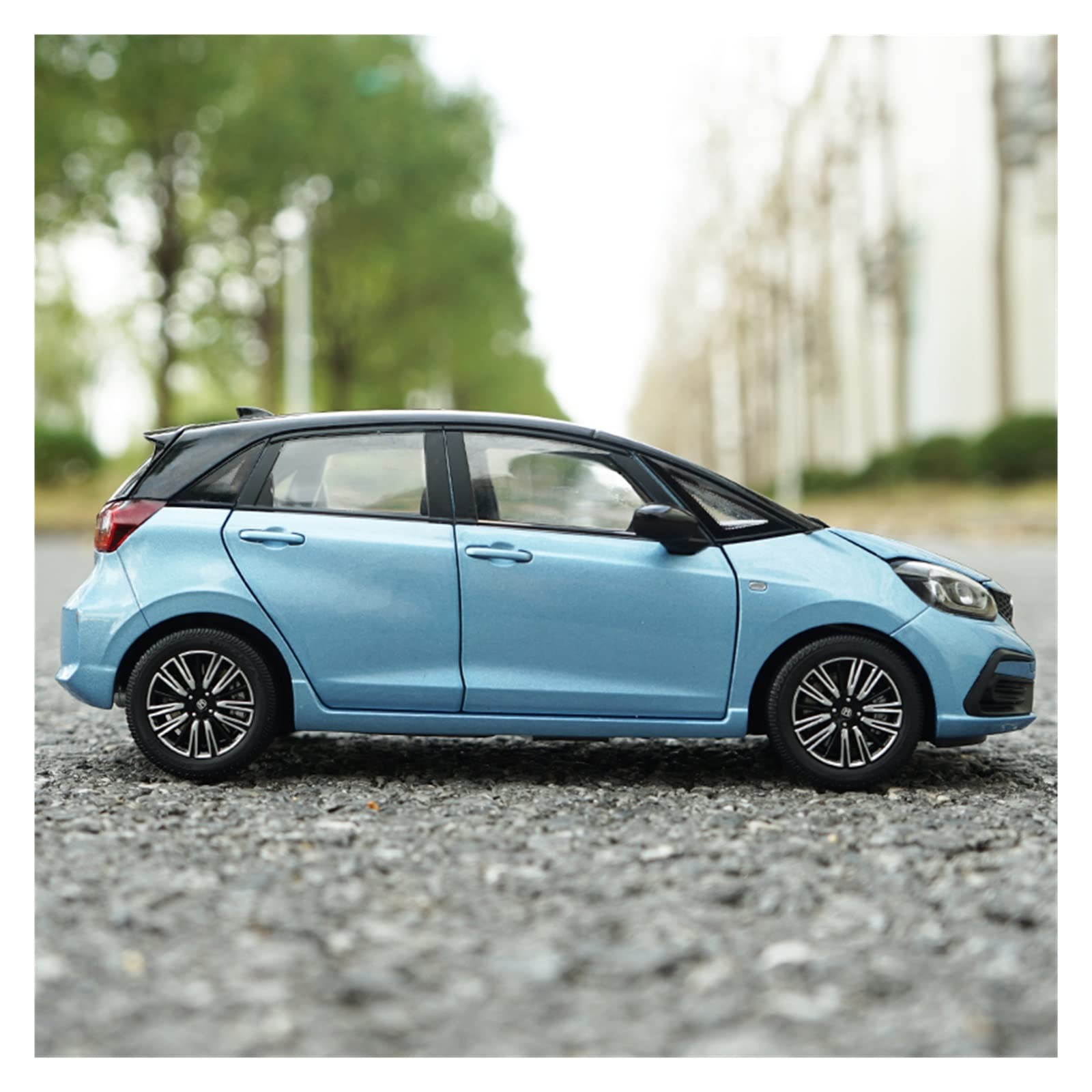 ホンダフィット　ミニカー 並行輸入品】ミニカー 1/18 ホンダ フィット HONDA FIT 2023